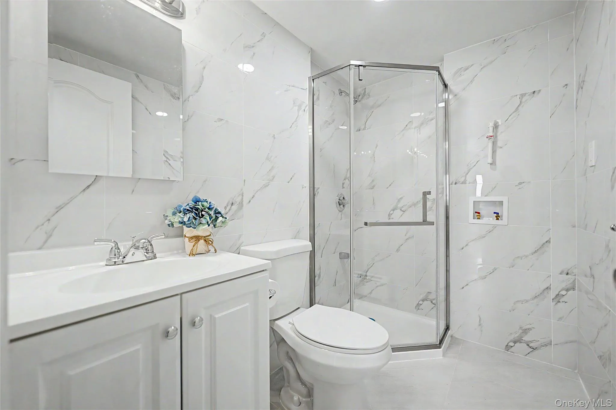 41-58 71st Street, New York, NY, 2 Bedrooms Bedrooms, 5 Rooms Rooms,2 BathroomsBathrooms,Residential,For Rent,71st,0,1050513 41-58 71st Street, New York, NY, 2 Bedrooms Bedrooms, 5 Rooms Rooms,2 BathroomsBathrooms,Residential,For Rent,71st,0,1050513