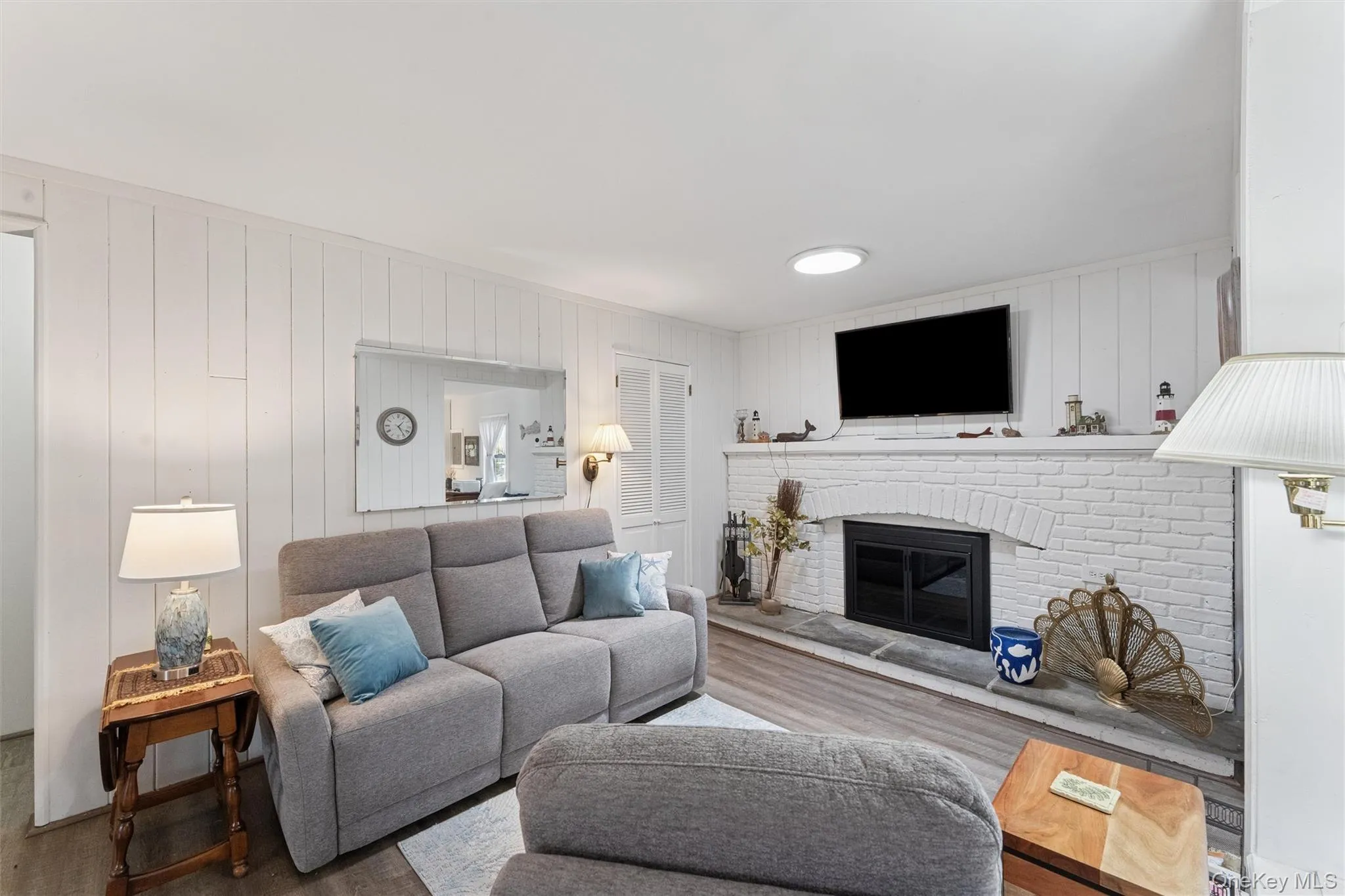 20 Hildreth Street, Southampton, NY, 3 Bedrooms Bedrooms, 7 Rooms Rooms,1 BathroomBathrooms,Residential Lease,For Rent,Hildreth,0,1050514 20 Hildreth Street, Southampton, NY, 3 Bedrooms Bedrooms, 7 Rooms Rooms,1 BathroomBathrooms,Residential Lease,For Rent,Hildreth,0,1050514