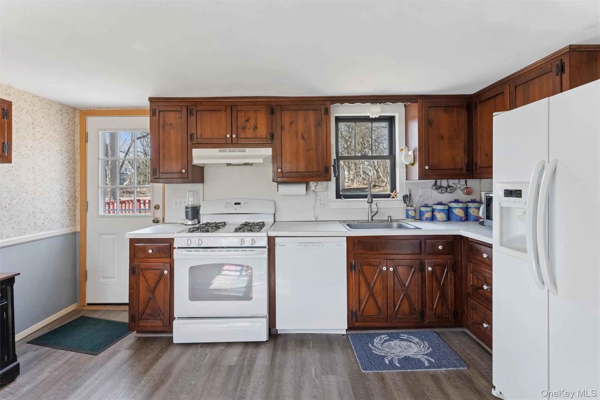 20 Hildreth Street, Southampton, NY, 3 Bedrooms Bedrooms, 7 Rooms Rooms,1 BathroomBathrooms,Residential Lease,For Rent,Hildreth,0,1050514 20 Hildreth Street, Southampton, NY, 3 Bedrooms Bedrooms, 7 Rooms Rooms,1 BathroomBathrooms,Residential Lease,For Rent,Hildreth,0,1050514