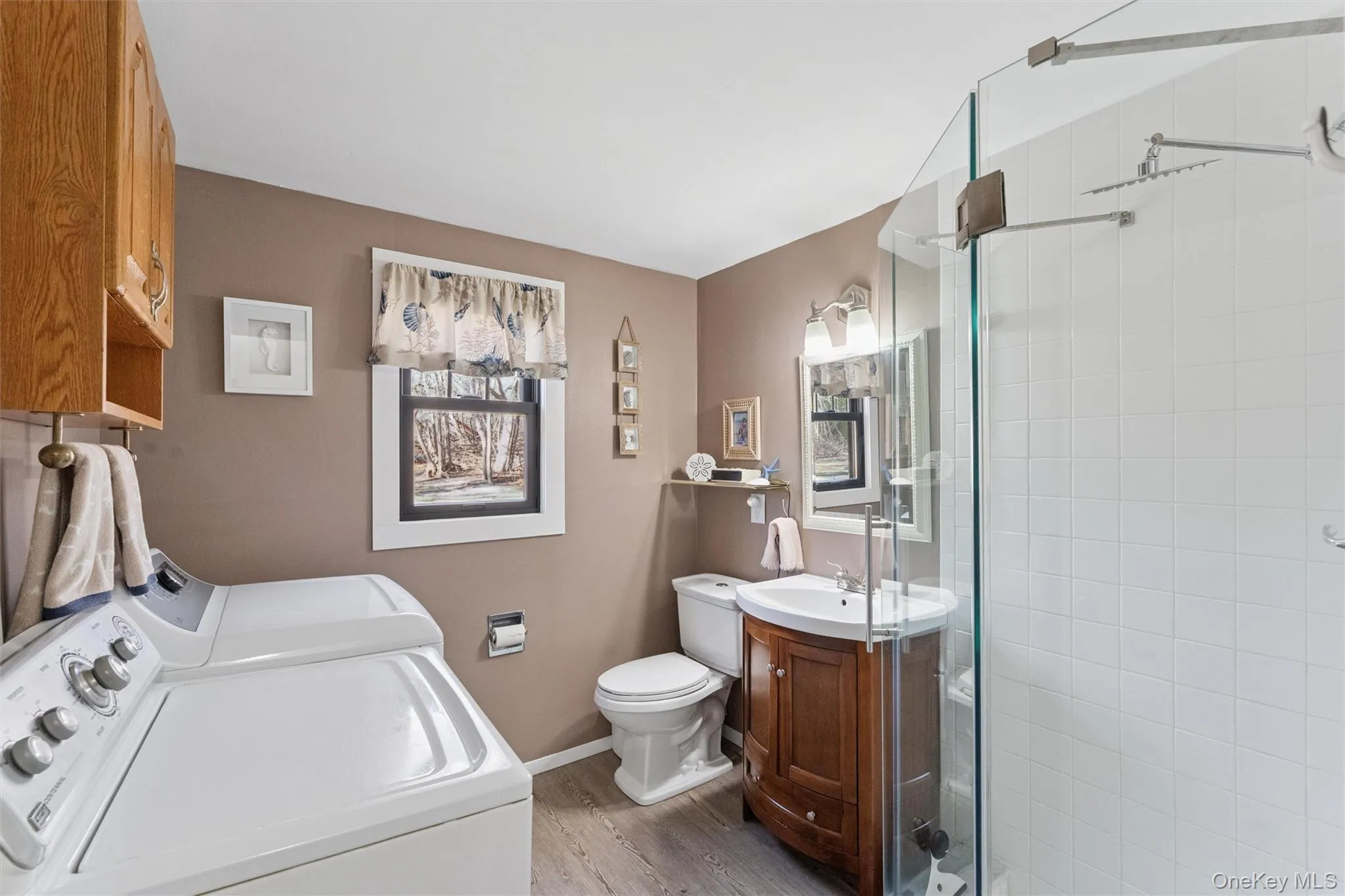 20 Hildreth Street, Southampton, NY, 3 Bedrooms Bedrooms, 7 Rooms Rooms,1 BathroomBathrooms,Residential Lease,For Rent,Hildreth,0,1050514 20 Hildreth Street, Southampton, NY, 3 Bedrooms Bedrooms, 7 Rooms Rooms,1 BathroomBathrooms,Residential Lease,For Rent,Hildreth,0,1050514