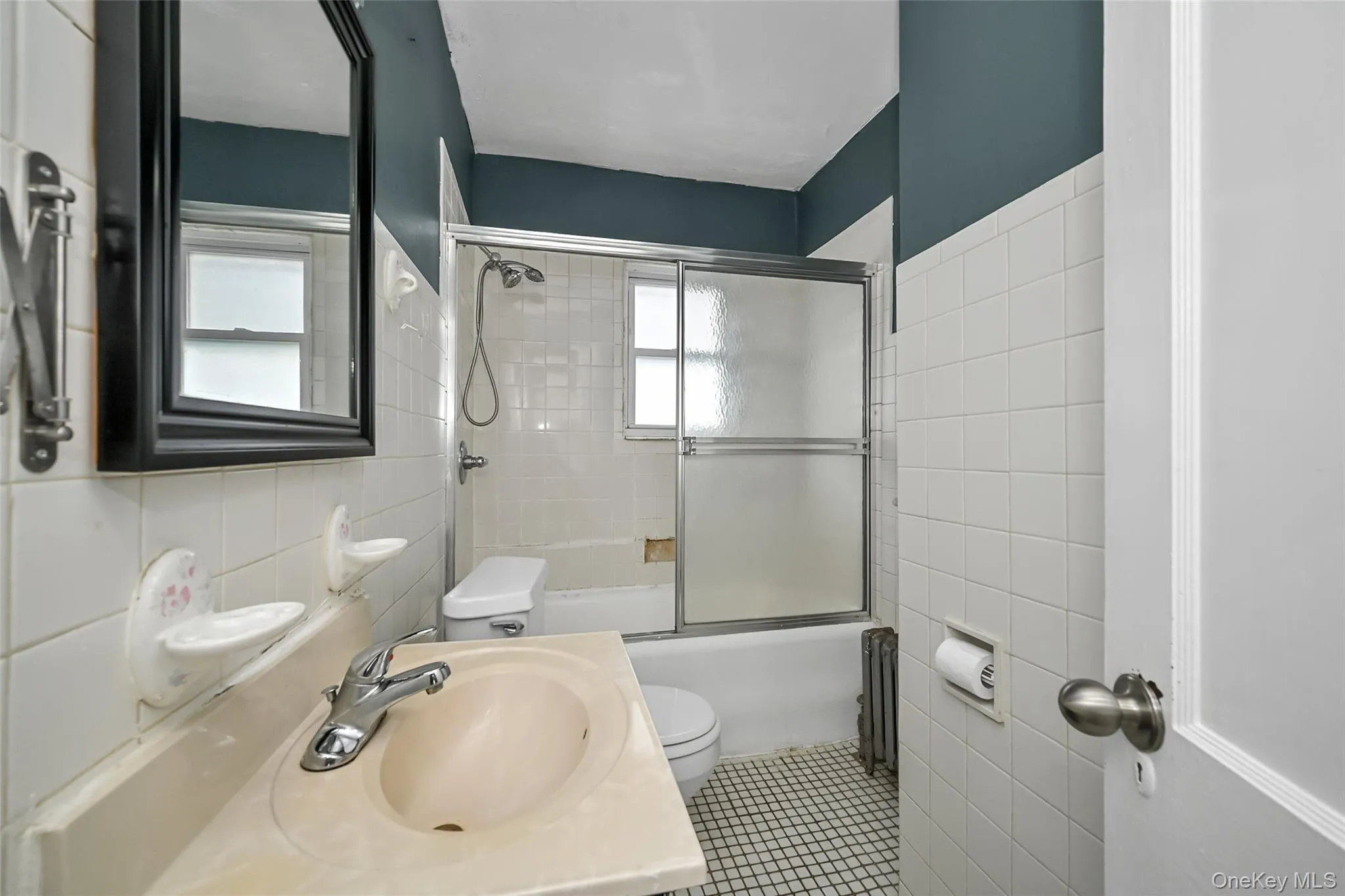 89-18 220th Street, New York, NY, 4 Bedrooms Bedrooms, 8 Rooms Rooms,1 BathroomBathrooms,Residential,For Rent,220th,0,1050519 89-18 220th Street, New York, NY, 4 Bedrooms Bedrooms, 8 Rooms Rooms,1 BathroomBathrooms,Residential,For Rent,220th,0,1050519