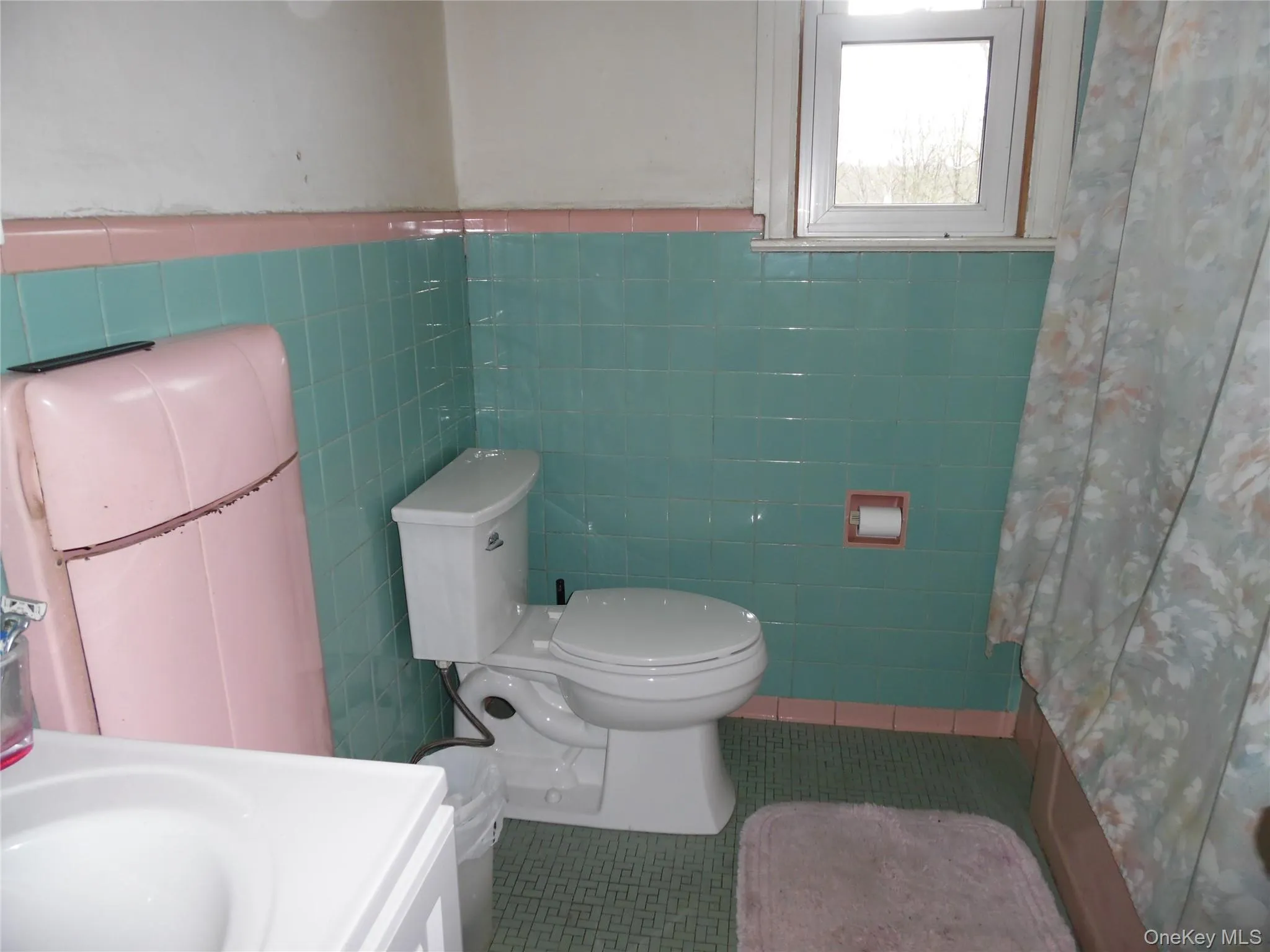 176 Post Hill Road, Fallsburg, NY, 5 Bedrooms Bedrooms, 11 Rooms Rooms,3 BathroomsBathrooms,Residential Lease,For Rent,Post Hill,0,1050521 176 Post Hill Road, Fallsburg, NY, 5 Bedrooms Bedrooms, 11 Rooms Rooms,3 BathroomsBathrooms,Residential Lease,For Rent,Post Hill,0,1050521
