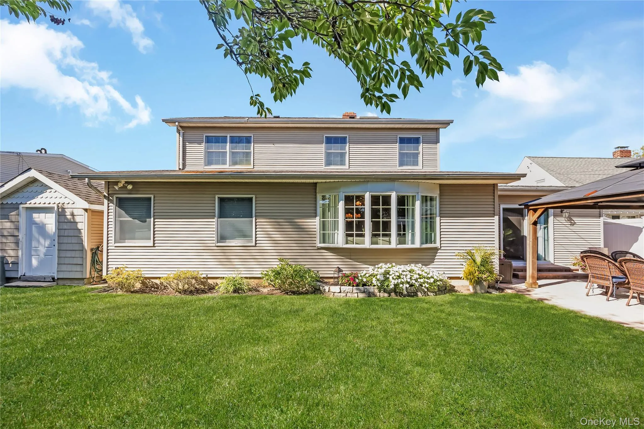 42 Grey Lane, Hempstead, NY, 5 Bedrooms Bedrooms, 10 Rooms Rooms,2 BathroomsBathrooms,Residential,For Rent,Grey,0,1050522 42 Grey Lane, Hempstead, NY, 5 Bedrooms Bedrooms, 10 Rooms Rooms,2 BathroomsBathrooms,Residential,For Rent,Grey,0,1050522