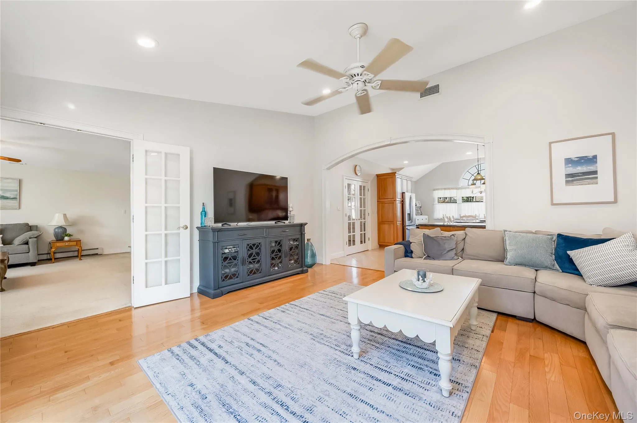 42 Grey Lane, Hempstead, NY, 5 Bedrooms Bedrooms, 10 Rooms Rooms,2 BathroomsBathrooms,Residential,For Rent,Grey,0,1050522 42 Grey Lane, Hempstead, NY, 5 Bedrooms Bedrooms, 10 Rooms Rooms,2 BathroomsBathrooms,Residential,For Rent,Grey,0,1050522