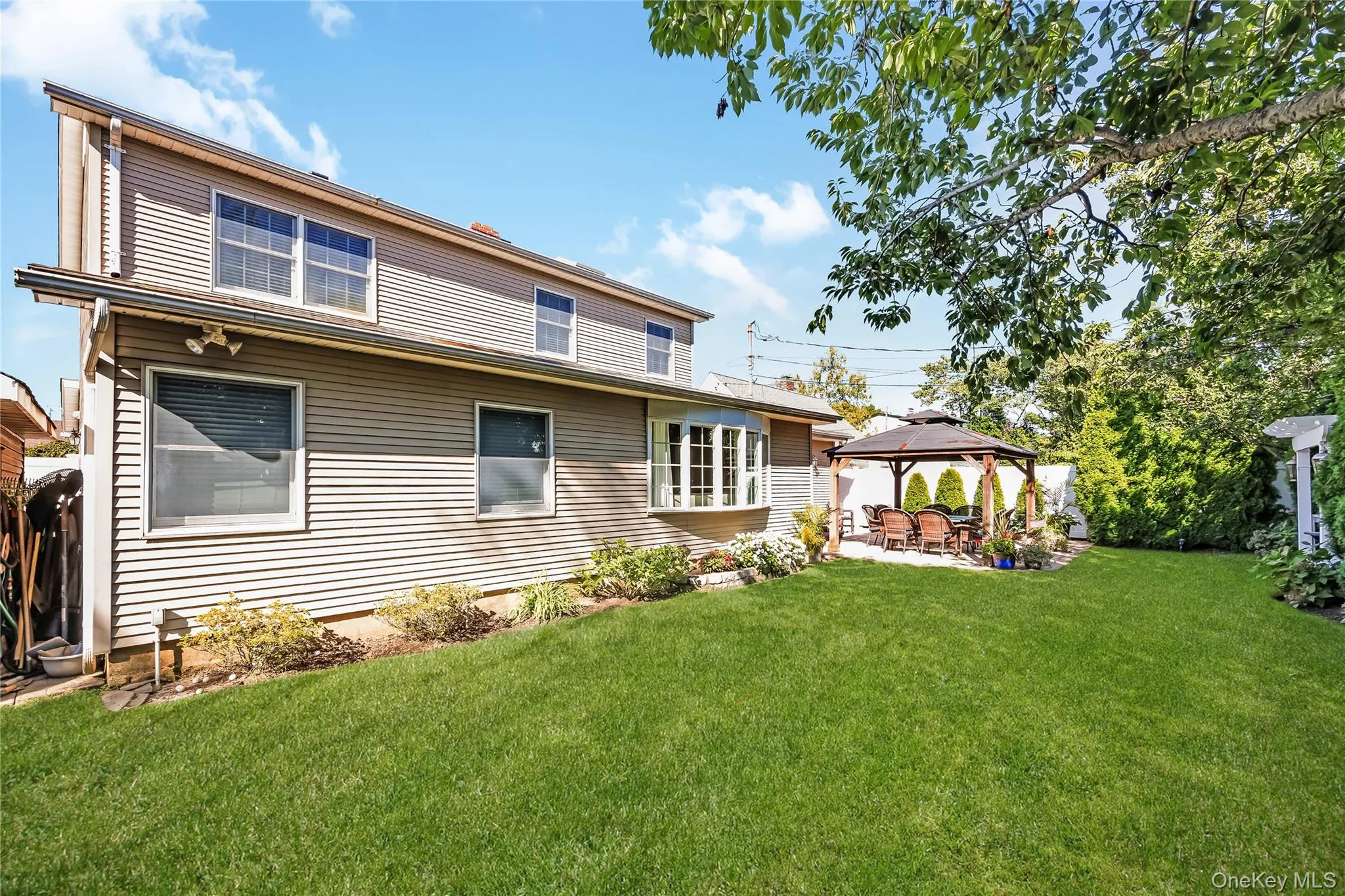 42 Grey Lane, Hempstead, NY, 5 Bedrooms Bedrooms, 10 Rooms Rooms,2 BathroomsBathrooms,Residential,For Rent,Grey,0,1050522 42 Grey Lane, Hempstead, NY, 5 Bedrooms Bedrooms, 10 Rooms Rooms,2 BathroomsBathrooms,Residential,For Rent,Grey,0,1050522