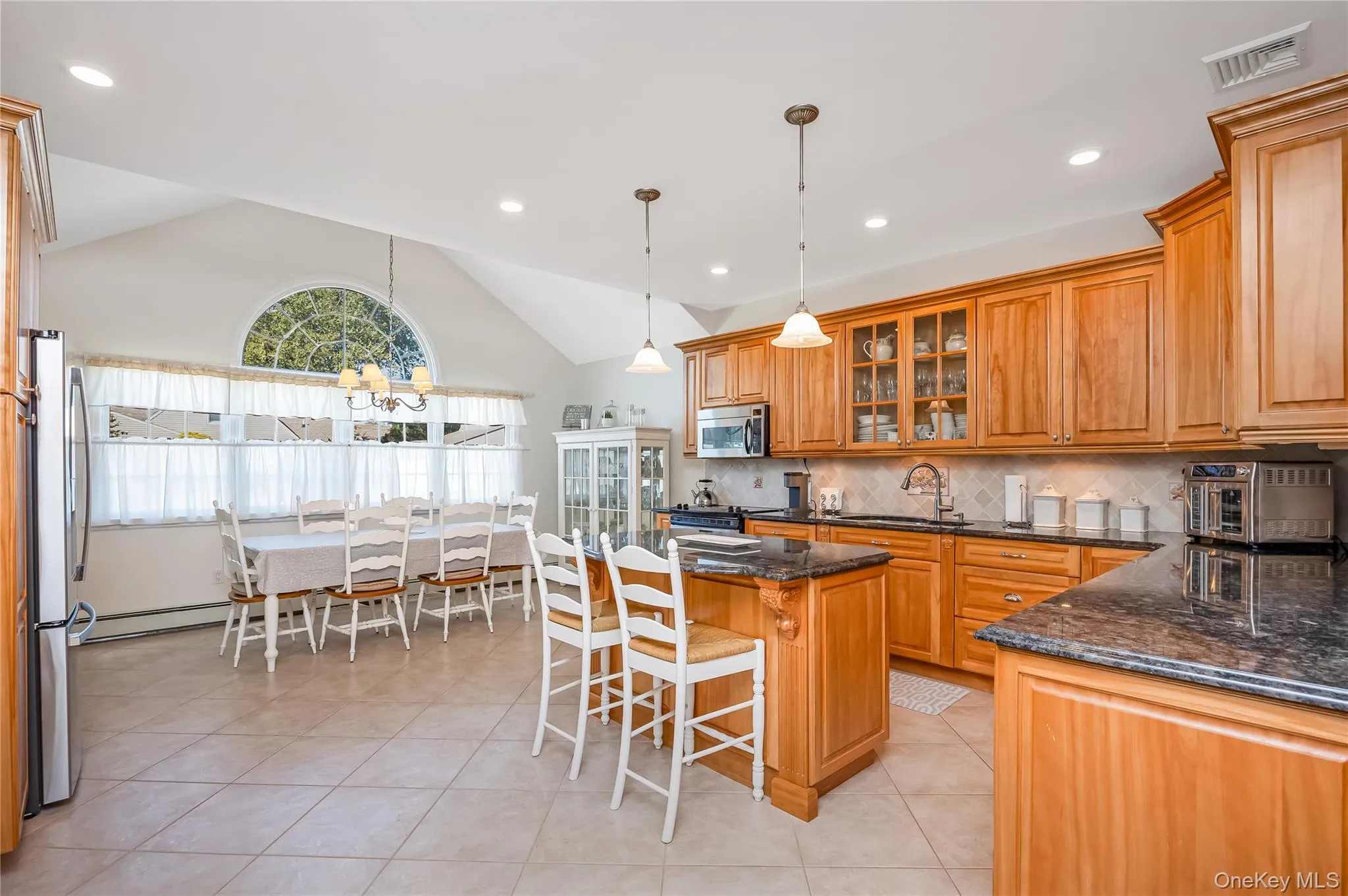 42 Grey Lane, Hempstead, NY, 5 Bedrooms Bedrooms, 10 Rooms Rooms,2 BathroomsBathrooms,Residential,For Rent,Grey,0,1050522 42 Grey Lane, Hempstead, NY, 5 Bedrooms Bedrooms, 10 Rooms Rooms,2 BathroomsBathrooms,Residential,For Rent,Grey,0,1050522