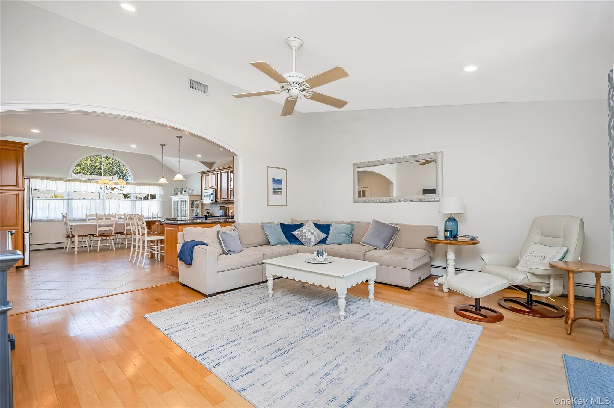 42 Grey Lane, Hempstead, NY, 5 Bedrooms Bedrooms, 10 Rooms Rooms,2 BathroomsBathrooms,Residential,For Rent,Grey,0,1050522 42 Grey Lane, Hempstead, NY, 5 Bedrooms Bedrooms, 10 Rooms Rooms,2 BathroomsBathrooms,Residential,For Rent,Grey,0,1050522