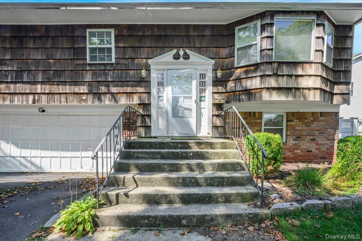 5 Central Avenue, Babylon, NY, 4 Bedrooms Bedrooms, 12 Rooms Rooms,3 BathroomsBathrooms,Residential,For Rent,Central,0,1050526 5 Central Avenue, Babylon, NY, 4 Bedrooms Bedrooms, 12 Rooms Rooms,3 BathroomsBathrooms,Residential,For Rent,Central,0,1050526