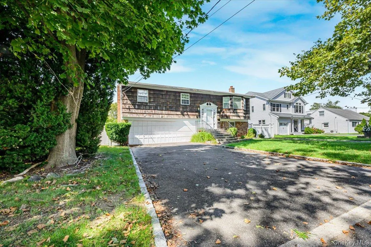 5 Central Avenue, Babylon, NY, 4 Bedrooms Bedrooms, 12 Rooms Rooms,3 BathroomsBathrooms,Residential,For Rent,Central,0,1050526 5 Central Avenue, Babylon, NY, 4 Bedrooms Bedrooms, 12 Rooms Rooms,3 BathroomsBathrooms,Residential,For Rent,Central,0,1050526