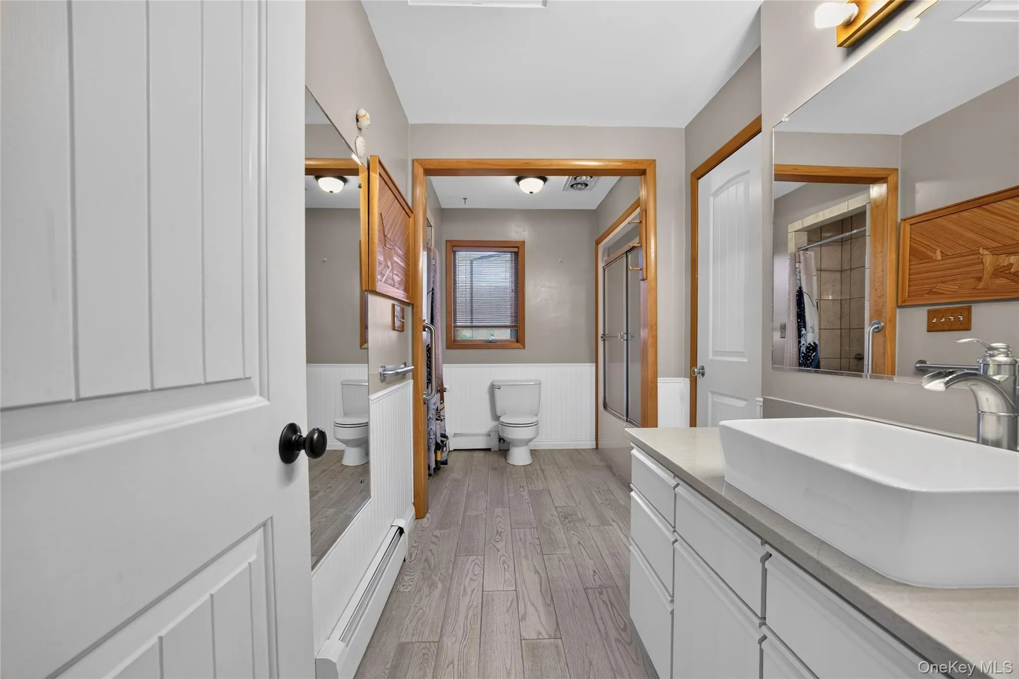 Hallway Full Bath Hallway Full Bath