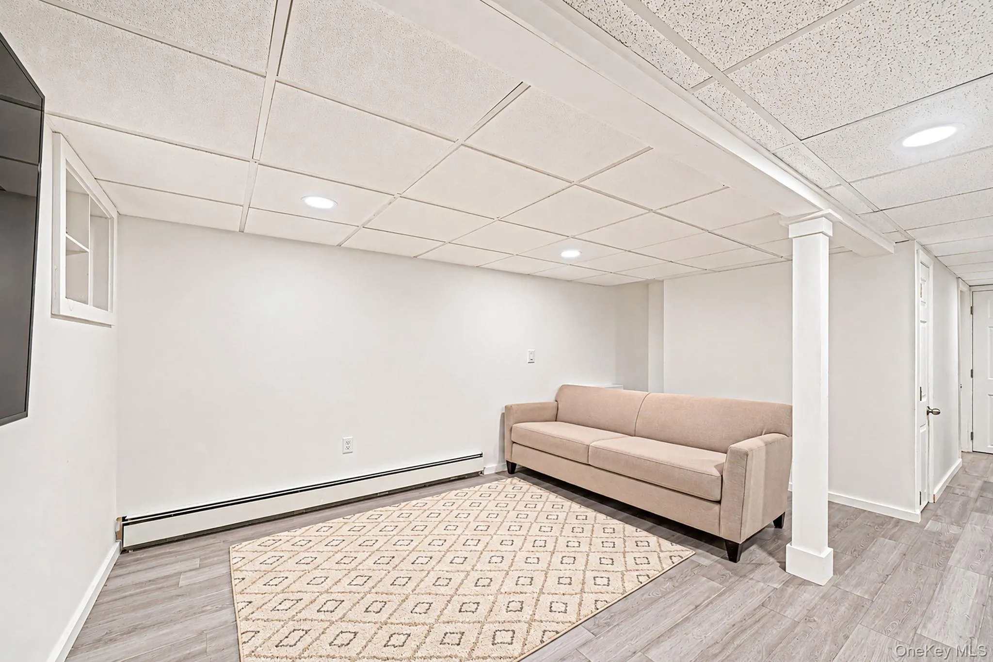 33 Pine Cone Street, Brookhaven, NY, 2 Bedrooms Bedrooms, 4 Rooms Rooms,1 BathroomBathrooms,Residential,For Rent,Pine Cone,0,1050529 33 Pine Cone Street, Brookhaven, NY, 2 Bedrooms Bedrooms, 4 Rooms Rooms,1 BathroomBathrooms,Residential,For Rent,Pine Cone,0,1050529