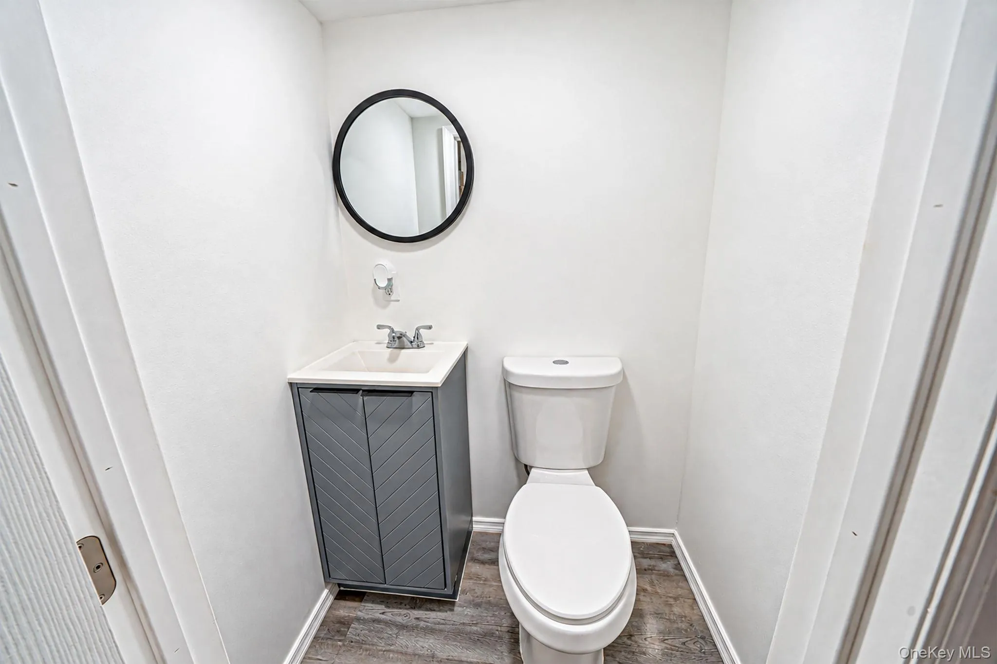 33 Pine Cone Street, Brookhaven, NY, 2 Bedrooms Bedrooms, 4 Rooms Rooms,1 BathroomBathrooms,Residential,For Rent,Pine Cone,0,1050529 33 Pine Cone Street, Brookhaven, NY, 2 Bedrooms Bedrooms, 4 Rooms Rooms,1 BathroomBathrooms,Residential,For Rent,Pine Cone,0,1050529