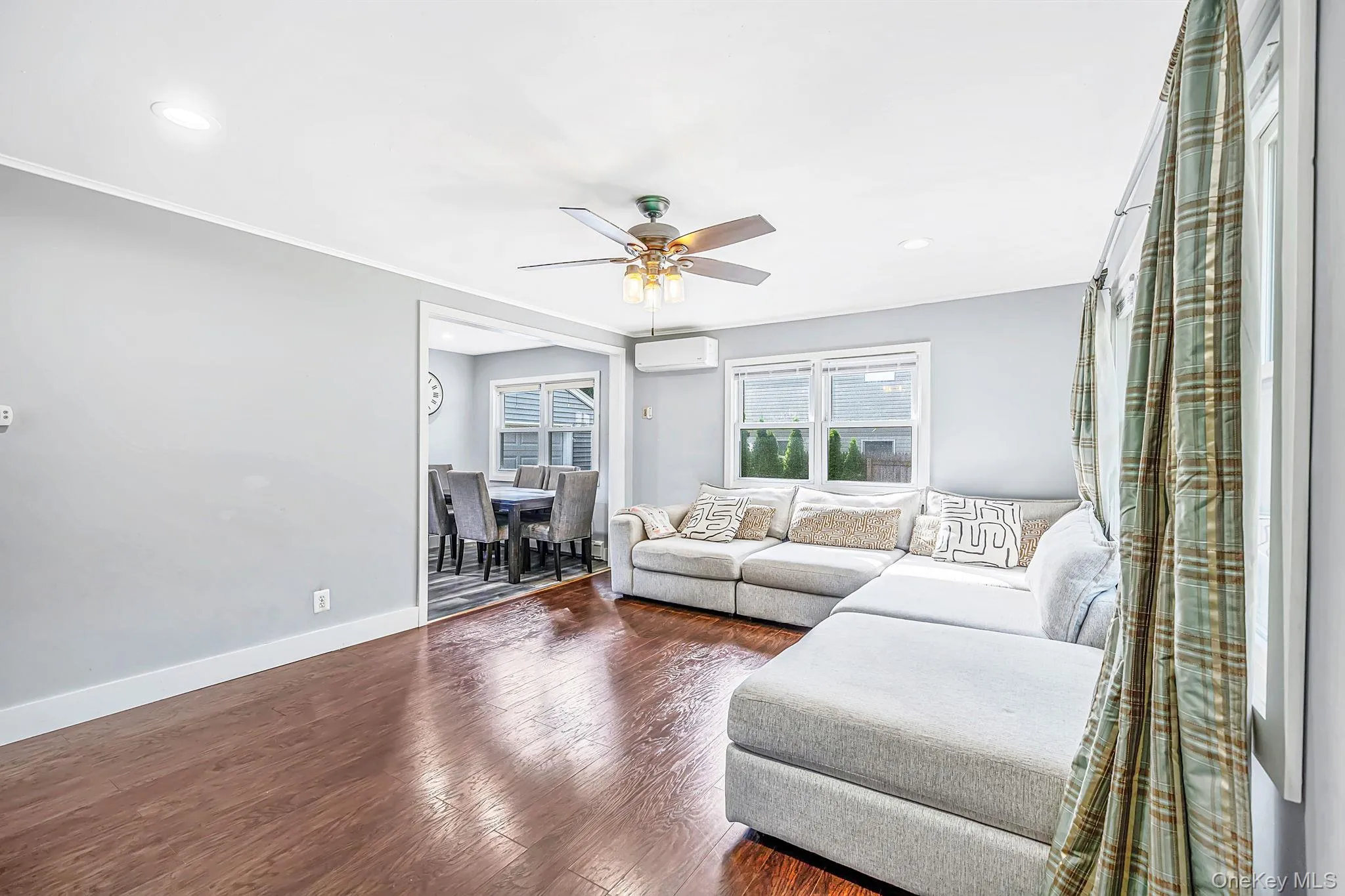 33 Pine Cone Street, Brookhaven, NY, 2 Bedrooms Bedrooms, 4 Rooms Rooms,1 BathroomBathrooms,Residential,For Rent,Pine Cone,0,1050529 33 Pine Cone Street, Brookhaven, NY, 2 Bedrooms Bedrooms, 4 Rooms Rooms,1 BathroomBathrooms,Residential,For Rent,Pine Cone,0,1050529