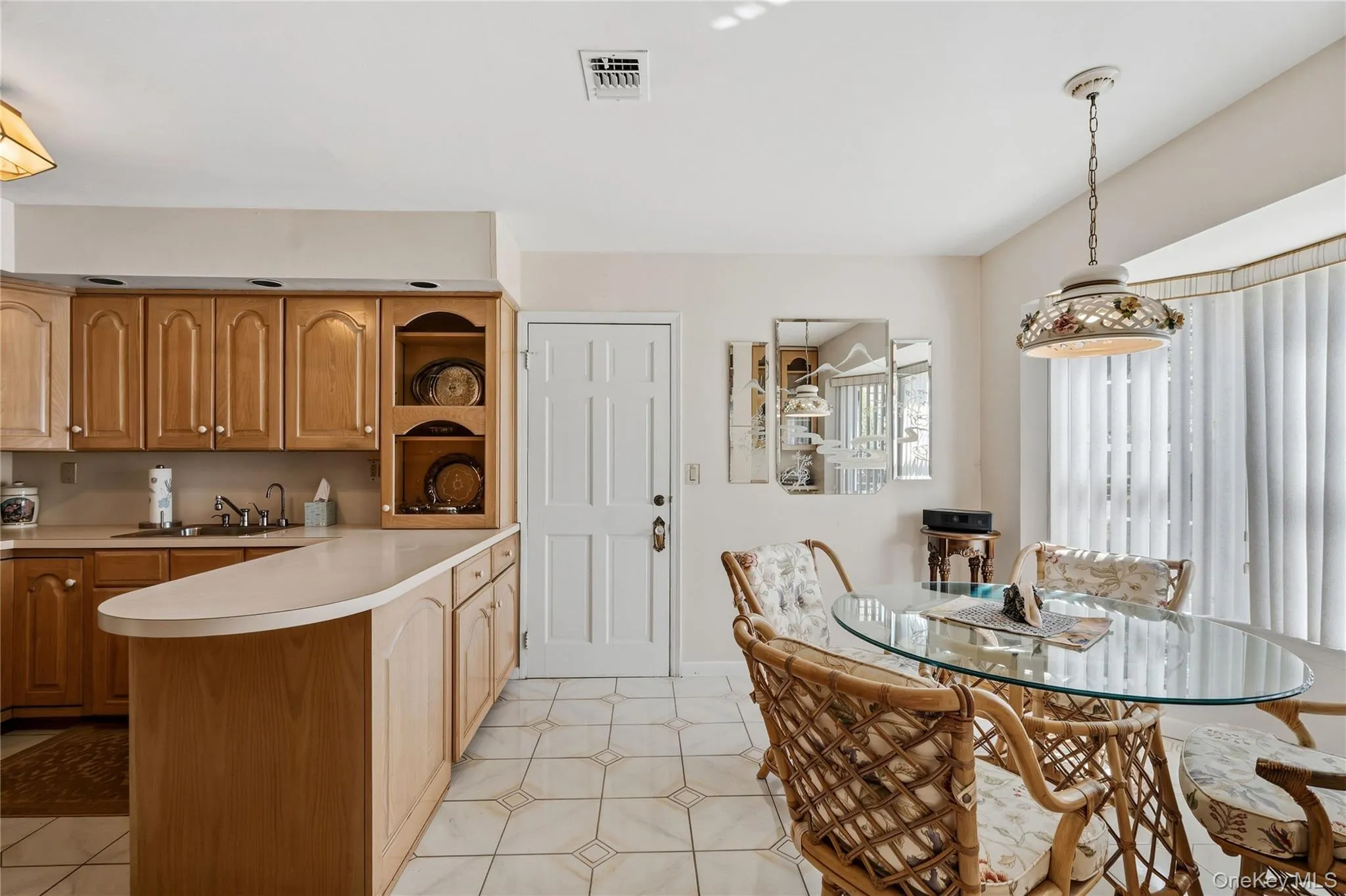 174 Anchor Lane, Islip, NY, 3 Bedrooms Bedrooms, 7 Rooms Rooms,3 BathroomsBathrooms,Residential,For Rent,Anchor,0,1050538 174 Anchor Lane, Islip, NY, 3 Bedrooms Bedrooms, 7 Rooms Rooms,3 BathroomsBathrooms,Residential,For Rent,Anchor,0,1050538