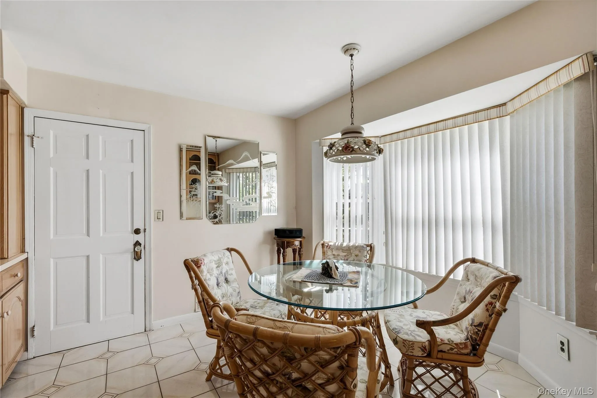 174 Anchor Lane, Islip, NY, 3 Bedrooms Bedrooms, 7 Rooms Rooms,3 BathroomsBathrooms,Residential,For Rent,Anchor,0,1050538 174 Anchor Lane, Islip, NY, 3 Bedrooms Bedrooms, 7 Rooms Rooms,3 BathroomsBathrooms,Residential,For Rent,Anchor,0,1050538