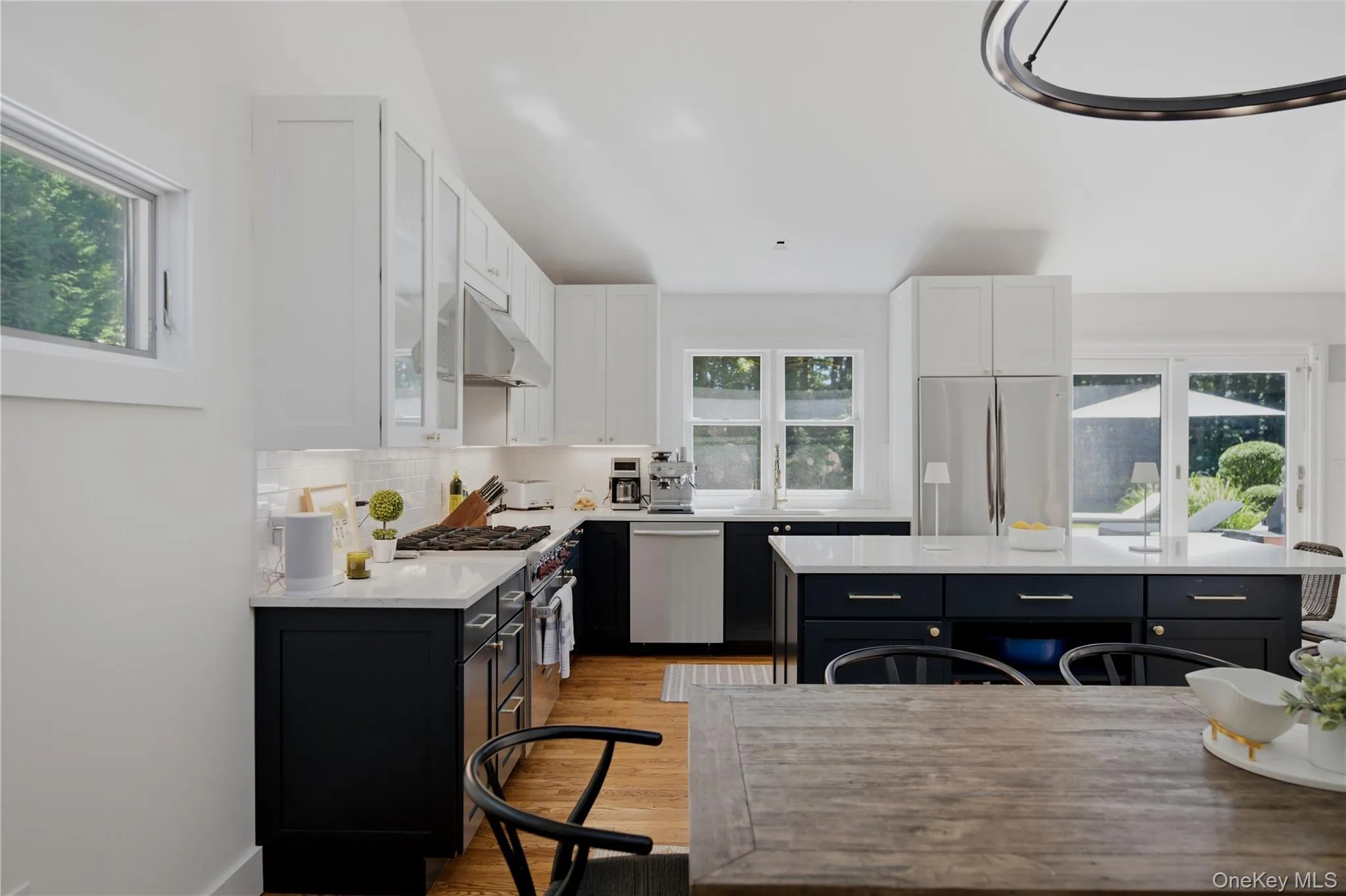 12 Surrey Court, East Hampton, NY, 3 Bedrooms Bedrooms, 8 Rooms Rooms,3 BathroomsBathrooms,Residential,For Rent,Surrey,0,1050540 12 Surrey Court, East Hampton, NY, 3 Bedrooms Bedrooms, 8 Rooms Rooms,3 BathroomsBathrooms,Residential,For Rent,Surrey,0,1050540