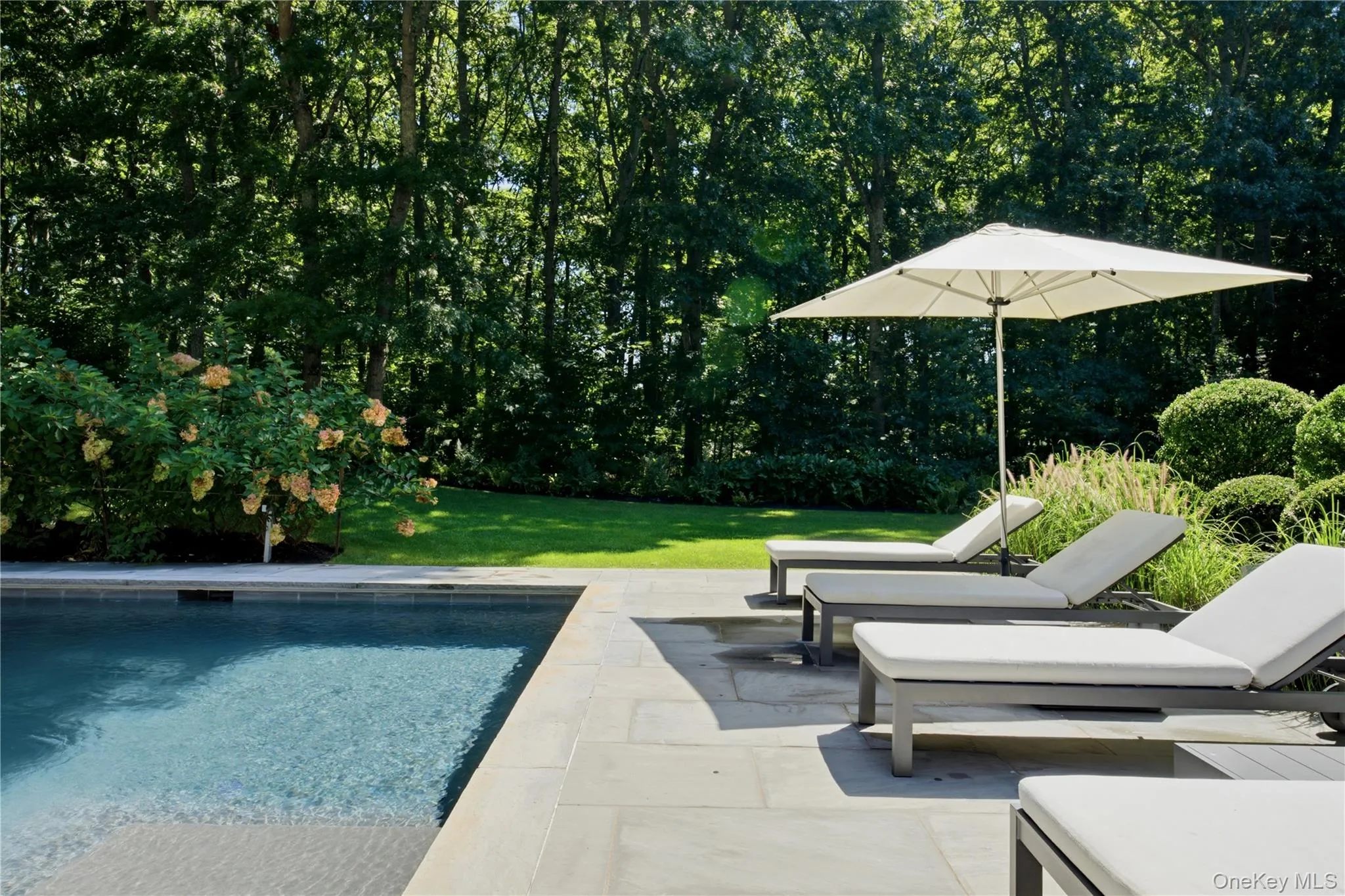 12 Surrey Court, East Hampton, NY, 3 Bedrooms Bedrooms, 8 Rooms Rooms,3 BathroomsBathrooms,Residential,For Rent,Surrey,0,1050540 12 Surrey Court, East Hampton, NY, 3 Bedrooms Bedrooms, 8 Rooms Rooms,3 BathroomsBathrooms,Residential,For Rent,Surrey,0,1050540