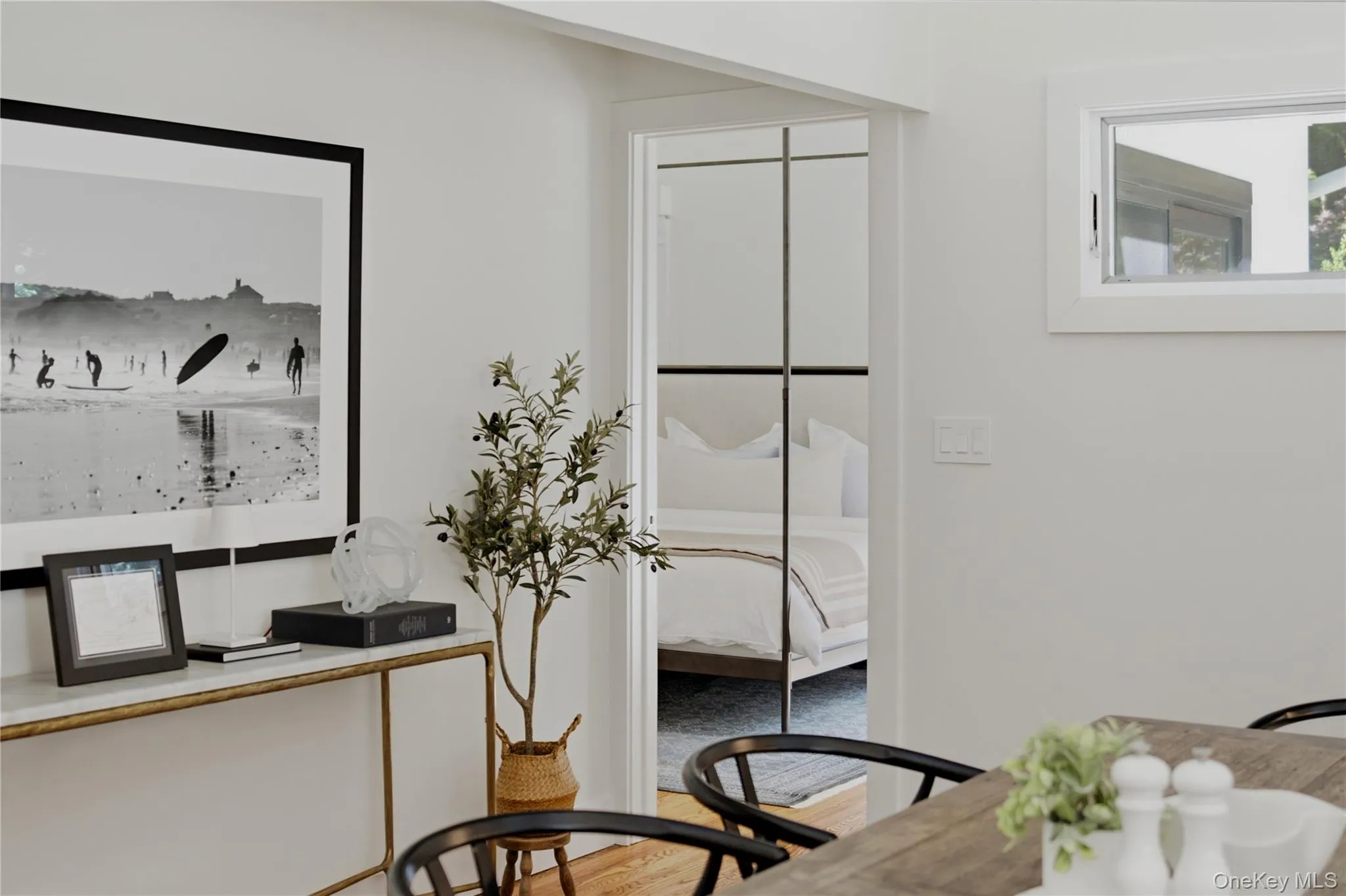 12 Surrey Court, East Hampton, NY, 3 Bedrooms Bedrooms, 8 Rooms Rooms,3 BathroomsBathrooms,Residential,For Rent,Surrey,0,1050540 12 Surrey Court, East Hampton, NY, 3 Bedrooms Bedrooms, 8 Rooms Rooms,3 BathroomsBathrooms,Residential,For Rent,Surrey,0,1050540