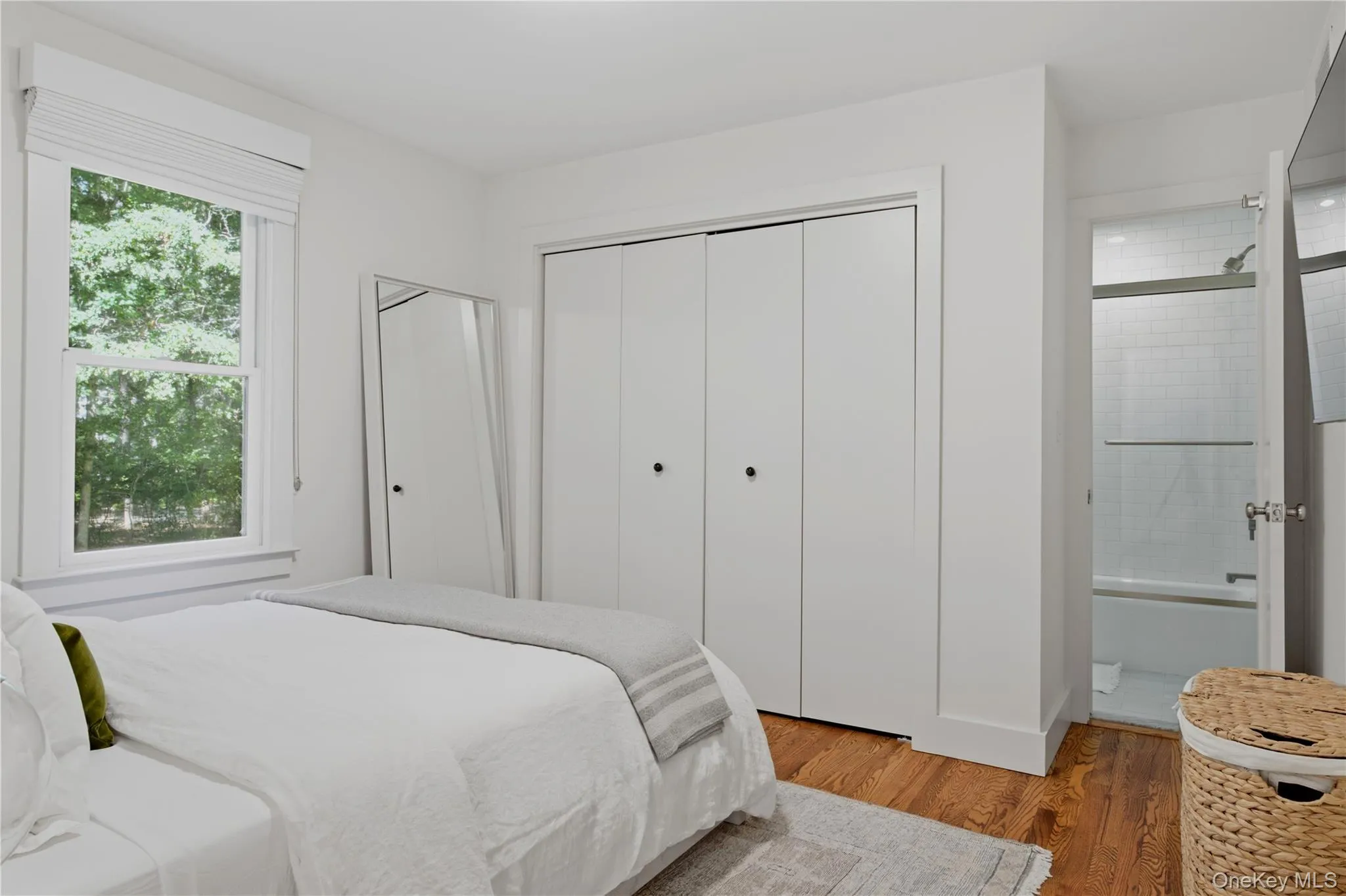 12 Surrey Court, East Hampton, NY, 3 Bedrooms Bedrooms, 8 Rooms Rooms,3 BathroomsBathrooms,Residential,For Rent,Surrey,0,1050540 12 Surrey Court, East Hampton, NY, 3 Bedrooms Bedrooms, 8 Rooms Rooms,3 BathroomsBathrooms,Residential,For Rent,Surrey,0,1050540