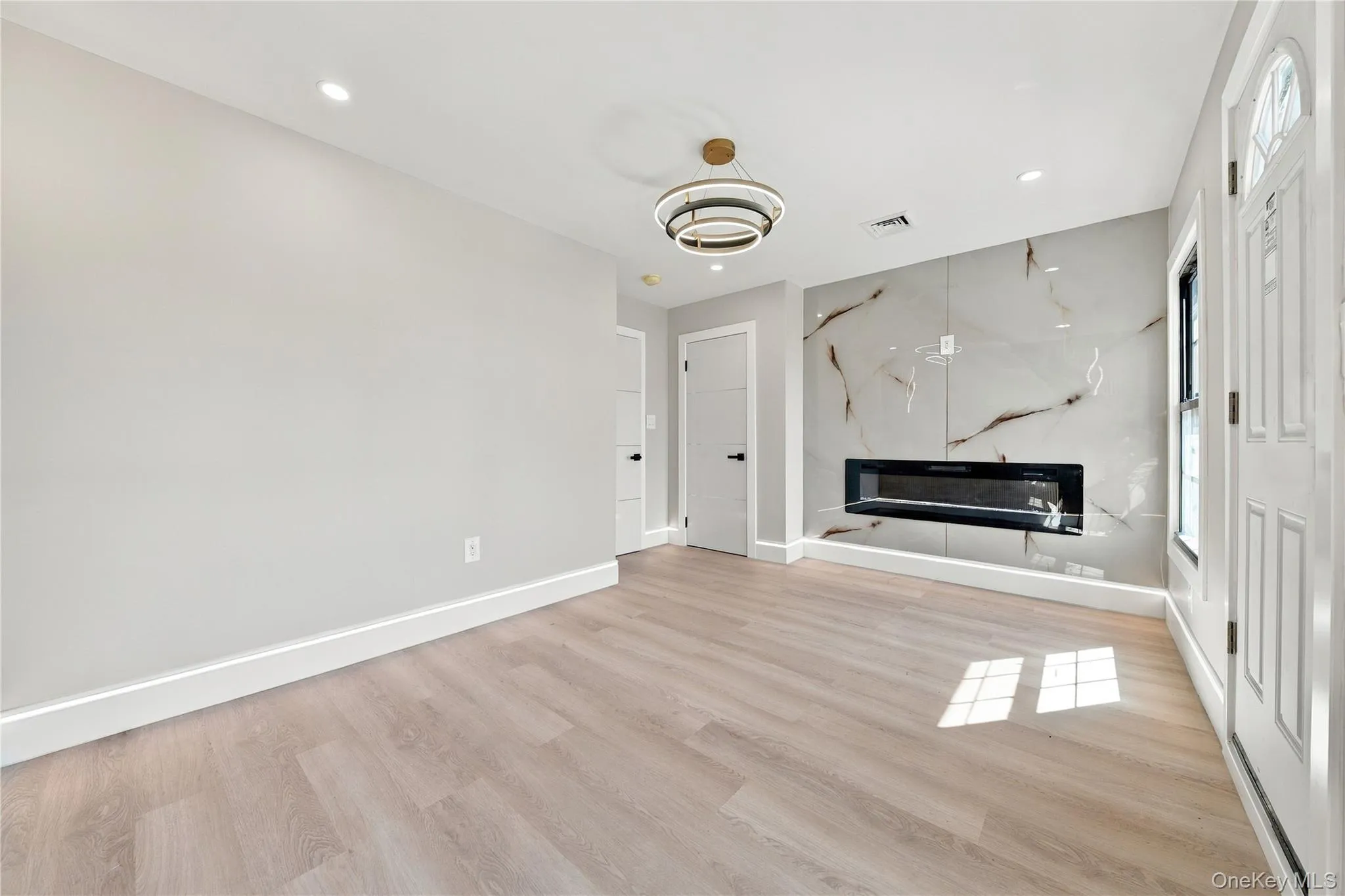 105-19 189th Street, New York, NY, 4 Bedrooms Bedrooms, 10 Rooms Rooms,3 BathroomsBathrooms,Residential,For Rent,189th,0,1050545 105-19 189th Street, New York, NY, 4 Bedrooms Bedrooms, 10 Rooms Rooms,3 BathroomsBathrooms,Residential,For Rent,189th,0,1050545