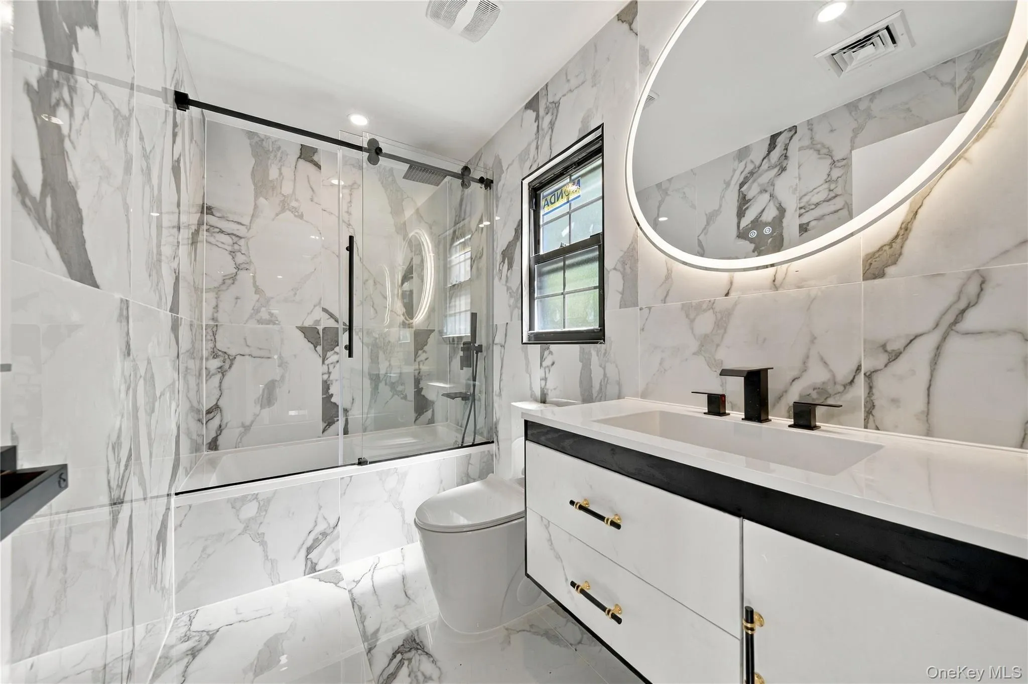 105-19 189th Street, New York, NY, 4 Bedrooms Bedrooms, 10 Rooms Rooms,3 BathroomsBathrooms,Residential,For Rent,189th,0,1050545 105-19 189th Street, New York, NY, 4 Bedrooms Bedrooms, 10 Rooms Rooms,3 BathroomsBathrooms,Residential,For Rent,189th,0,1050545