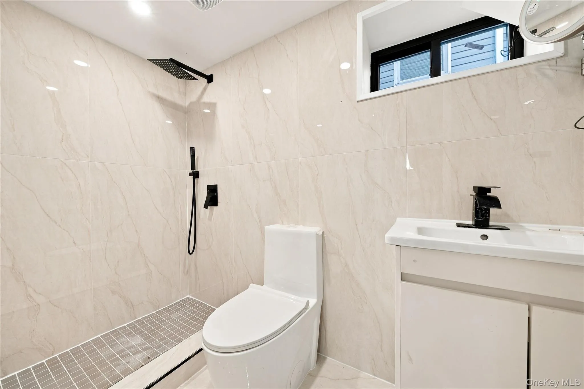 105-19 189th Street, New York, NY, 4 Bedrooms Bedrooms, 10 Rooms Rooms,3 BathroomsBathrooms,Residential,For Rent,189th,0,1050545 105-19 189th Street, New York, NY, 4 Bedrooms Bedrooms, 10 Rooms Rooms,3 BathroomsBathrooms,Residential,For Rent,189th,0,1050545