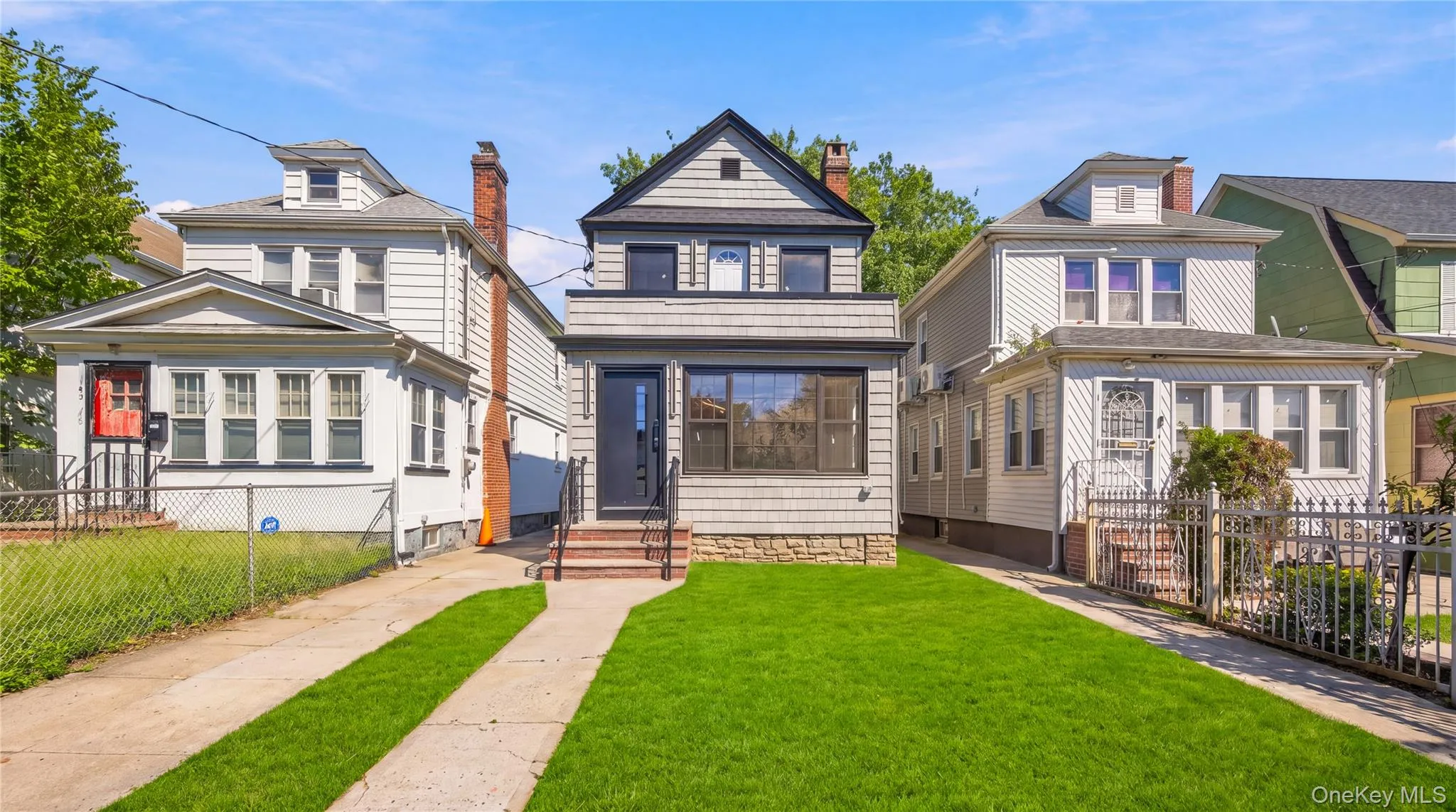 105-19 189th Street, New York, NY, 4 Bedrooms Bedrooms, 10 Rooms Rooms,3 BathroomsBathrooms,Residential,For Rent,189th,0,1050545 105-19 189th Street, New York, NY, 4 Bedrooms Bedrooms, 10 Rooms Rooms,3 BathroomsBathrooms,Residential,For Rent,189th,0,1050545