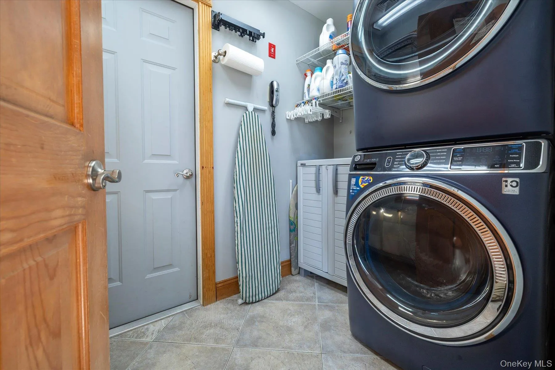 27 Welcome Lane, Hempstead, NY, 4 Bedrooms Bedrooms, 7 Rooms Rooms,2 BathroomsBathrooms,Residential,For Rent,Welcome,0,1050546 27 Welcome Lane, Hempstead, NY, 4 Bedrooms Bedrooms, 7 Rooms Rooms,2 BathroomsBathrooms,Residential,For Rent,Welcome,0,1050546