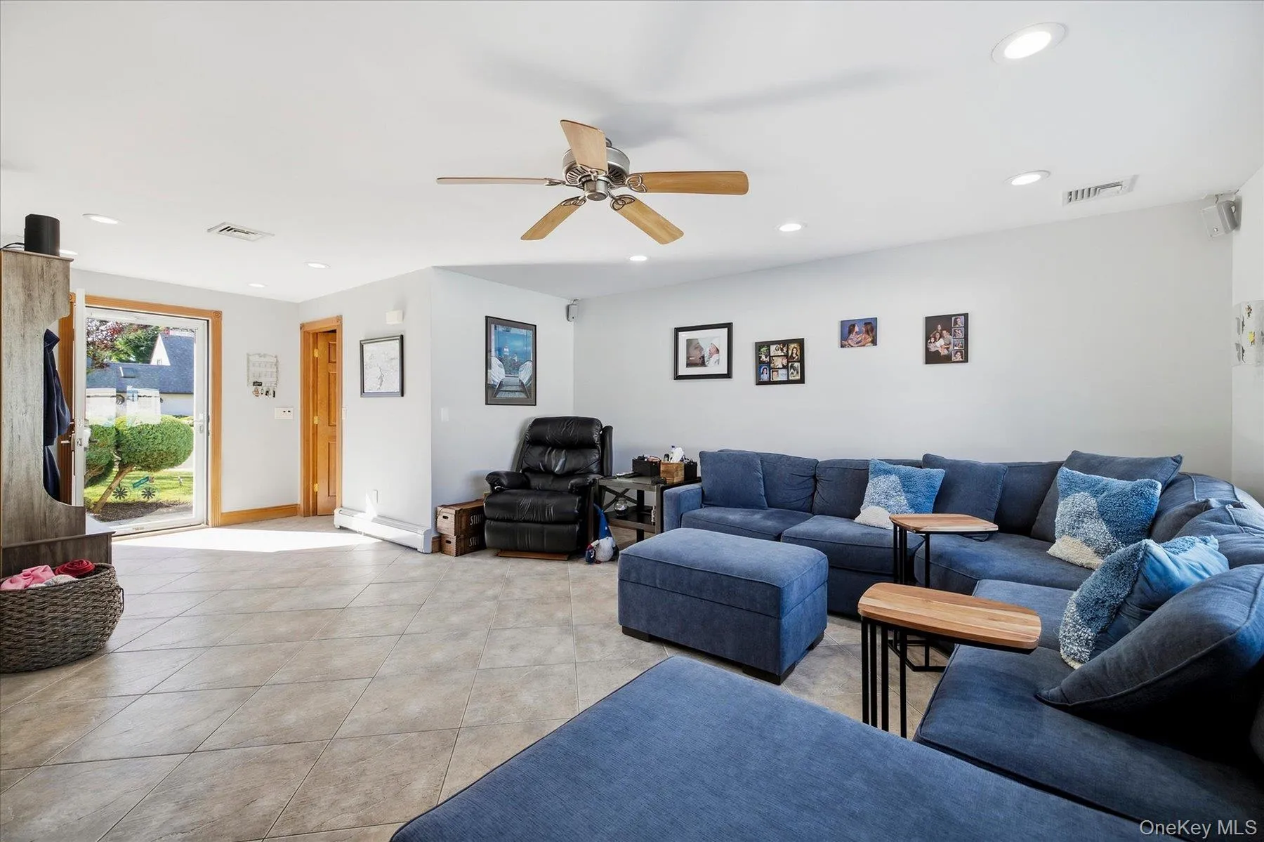 27 Welcome Lane, Hempstead, NY, 4 Bedrooms Bedrooms, 7 Rooms Rooms,2 BathroomsBathrooms,Residential,For Rent,Welcome,0,1050546 27 Welcome Lane, Hempstead, NY, 4 Bedrooms Bedrooms, 7 Rooms Rooms,2 BathroomsBathrooms,Residential,For Rent,Welcome,0,1050546
