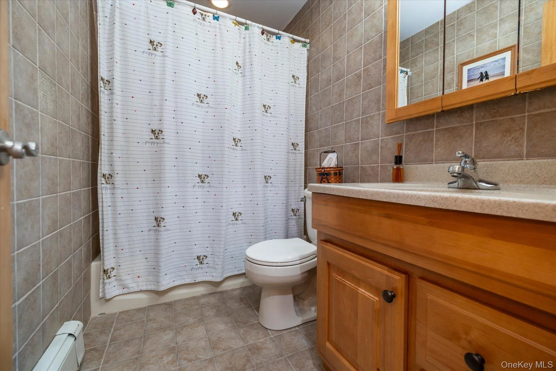27 Welcome Lane, Hempstead, NY, 4 Bedrooms Bedrooms, 7 Rooms Rooms,2 BathroomsBathrooms,Residential,For Rent,Welcome,0,1050546 27 Welcome Lane, Hempstead, NY, 4 Bedrooms Bedrooms, 7 Rooms Rooms,2 BathroomsBathrooms,Residential,For Rent,Welcome,0,1050546