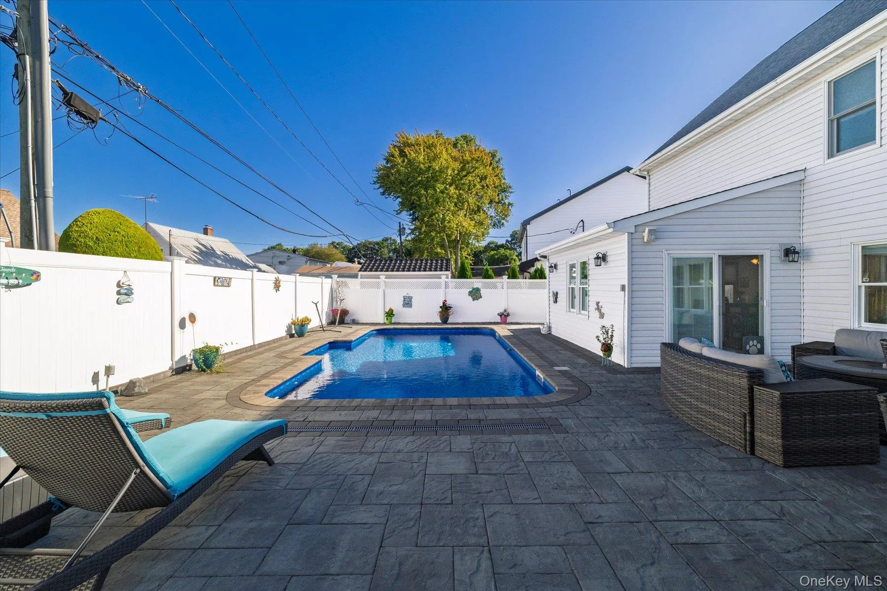 27 Welcome Lane, Hempstead, NY, 4 Bedrooms Bedrooms, 7 Rooms Rooms,2 BathroomsBathrooms,Residential,For Rent,Welcome,0,1050546 27 Welcome Lane, Hempstead, NY, 4 Bedrooms Bedrooms, 7 Rooms Rooms,2 BathroomsBathrooms,Residential,For Rent,Welcome,0,1050546