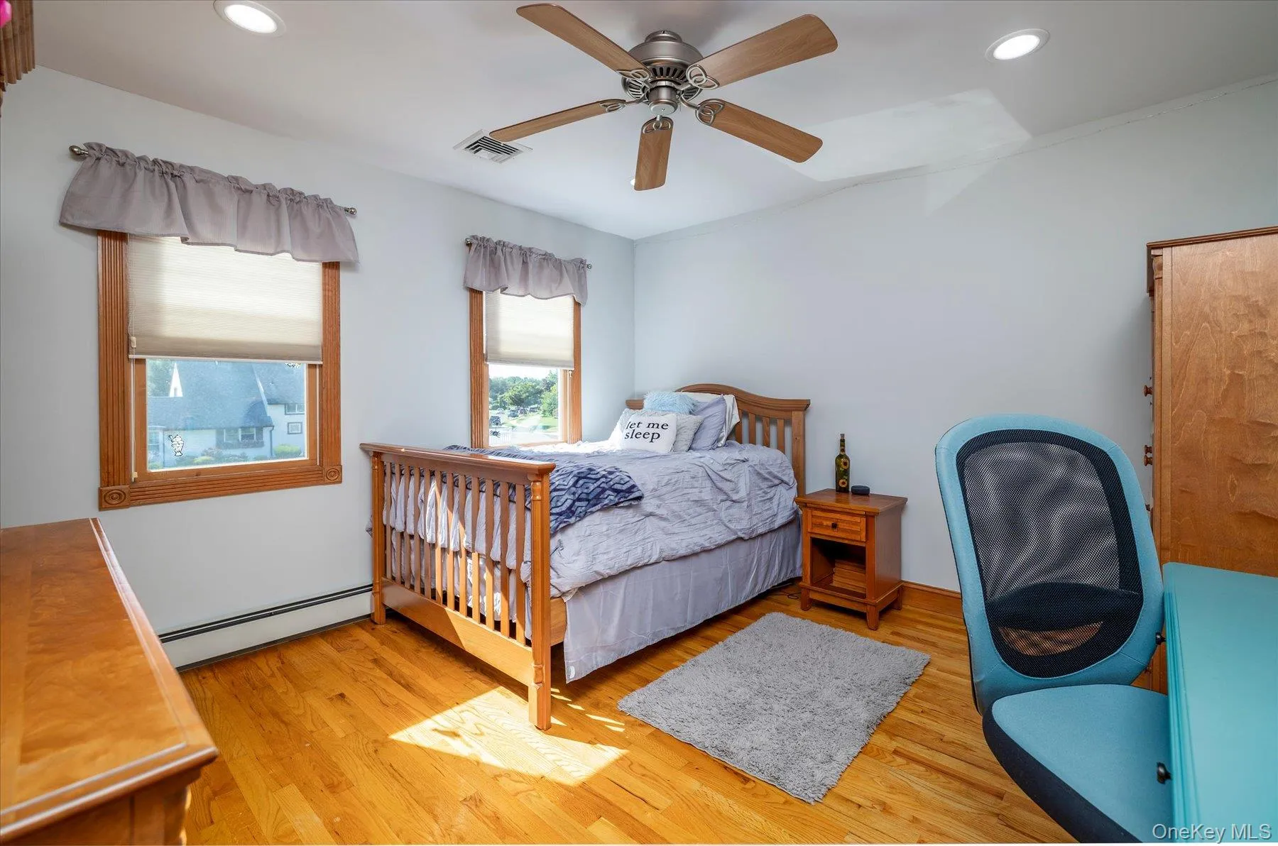 27 Welcome Lane, Hempstead, NY, 4 Bedrooms Bedrooms, 7 Rooms Rooms,2 BathroomsBathrooms,Residential,For Rent,Welcome,0,1050546 27 Welcome Lane, Hempstead, NY, 4 Bedrooms Bedrooms, 7 Rooms Rooms,2 BathroomsBathrooms,Residential,For Rent,Welcome,0,1050546