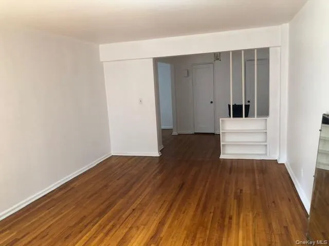 30 Ehrbar Avenue, Mount Vernon, NY, 1 Bedroom Bedrooms, 4 Rooms Rooms,1 BathroomBathrooms,Residential,For Rent,Ehrbar,0,1050549 30 Ehrbar Avenue, Mount Vernon, NY, 1 Bedroom Bedrooms, 4 Rooms Rooms,1 BathroomBathrooms,Residential,For Rent,Ehrbar,0,1050549