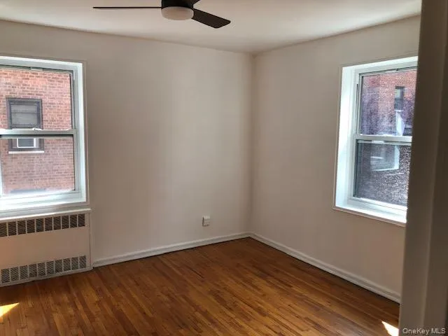 30 Ehrbar Avenue, Mount Vernon, NY, 1 Bedroom Bedrooms, 4 Rooms Rooms,1 BathroomBathrooms,Residential,For Rent,Ehrbar,0,1050549 30 Ehrbar Avenue, Mount Vernon, NY, 1 Bedroom Bedrooms, 4 Rooms Rooms,1 BathroomBathrooms,Residential,For Rent,Ehrbar,0,1050549