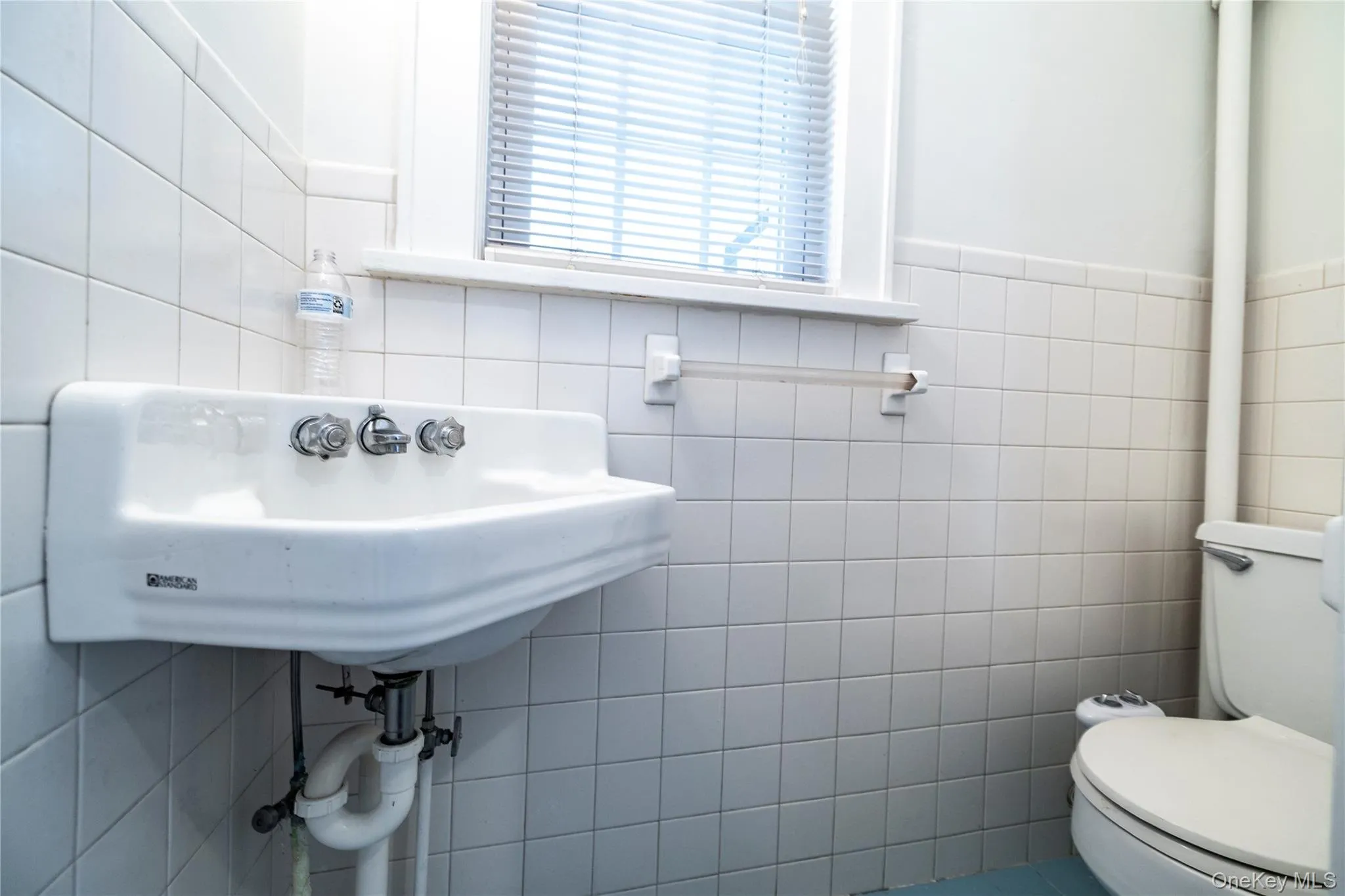 65 Lenox Avenue, Hempstead, NY, 3 Bedroom Bedrooms, 7 Room Rooms,1 BathroomBathrooms,Residential Lease,For Rent,Lenox,0,1050552 65 Lenox Avenue, Hempstead, NY, 3 Bedroom Bedrooms, 7 Room Rooms,1 BathroomBathrooms,Residential Lease,For Rent,Lenox,0,1050552