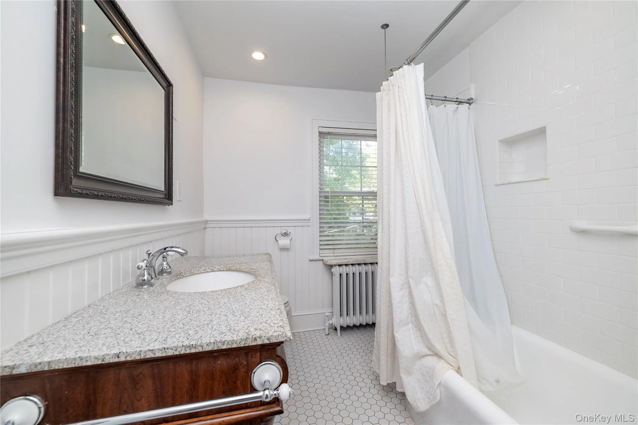 65 Lenox Avenue, Hempstead, NY, 3 Bedroom Bedrooms, 7 Room Rooms,1 BathroomBathrooms,Residential Lease,For Rent,Lenox,0,1050552 65 Lenox Avenue, Hempstead, NY, 3 Bedroom Bedrooms, 7 Room Rooms,1 BathroomBathrooms,Residential Lease,For Rent,Lenox,0,1050552