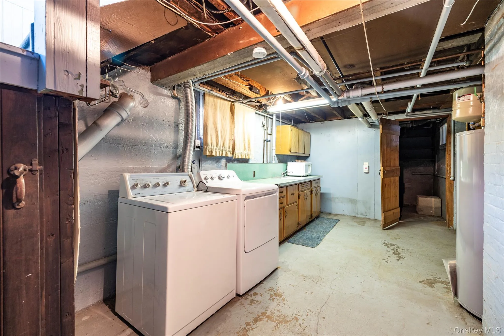 65 Lenox Avenue, Hempstead, NY, 3 Bedroom Bedrooms, 7 Room Rooms,1 BathroomBathrooms,Residential Lease,For Rent,Lenox,0,1050552 65 Lenox Avenue, Hempstead, NY, 3 Bedroom Bedrooms, 7 Room Rooms,1 BathroomBathrooms,Residential Lease,For Rent,Lenox,0,1050552