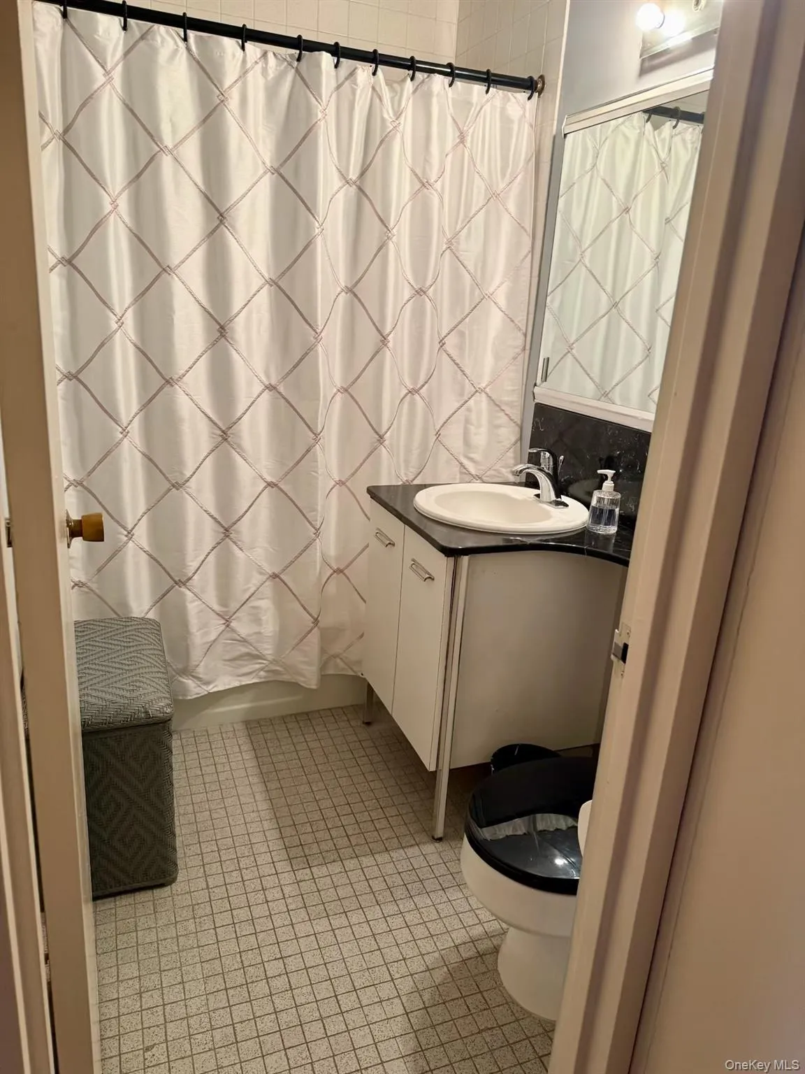 100 Hartsdale Avenue, Greenburgh, NY, 1 Bedroom Bedrooms, 5 Rooms Rooms,1 BathroomBathrooms,Residential,For Rent,Hartsdale,0,1050553 100 Hartsdale Avenue, Greenburgh, NY, 1 Bedroom Bedrooms, 5 Rooms Rooms,1 BathroomBathrooms,Residential,For Rent,Hartsdale,0,1050553