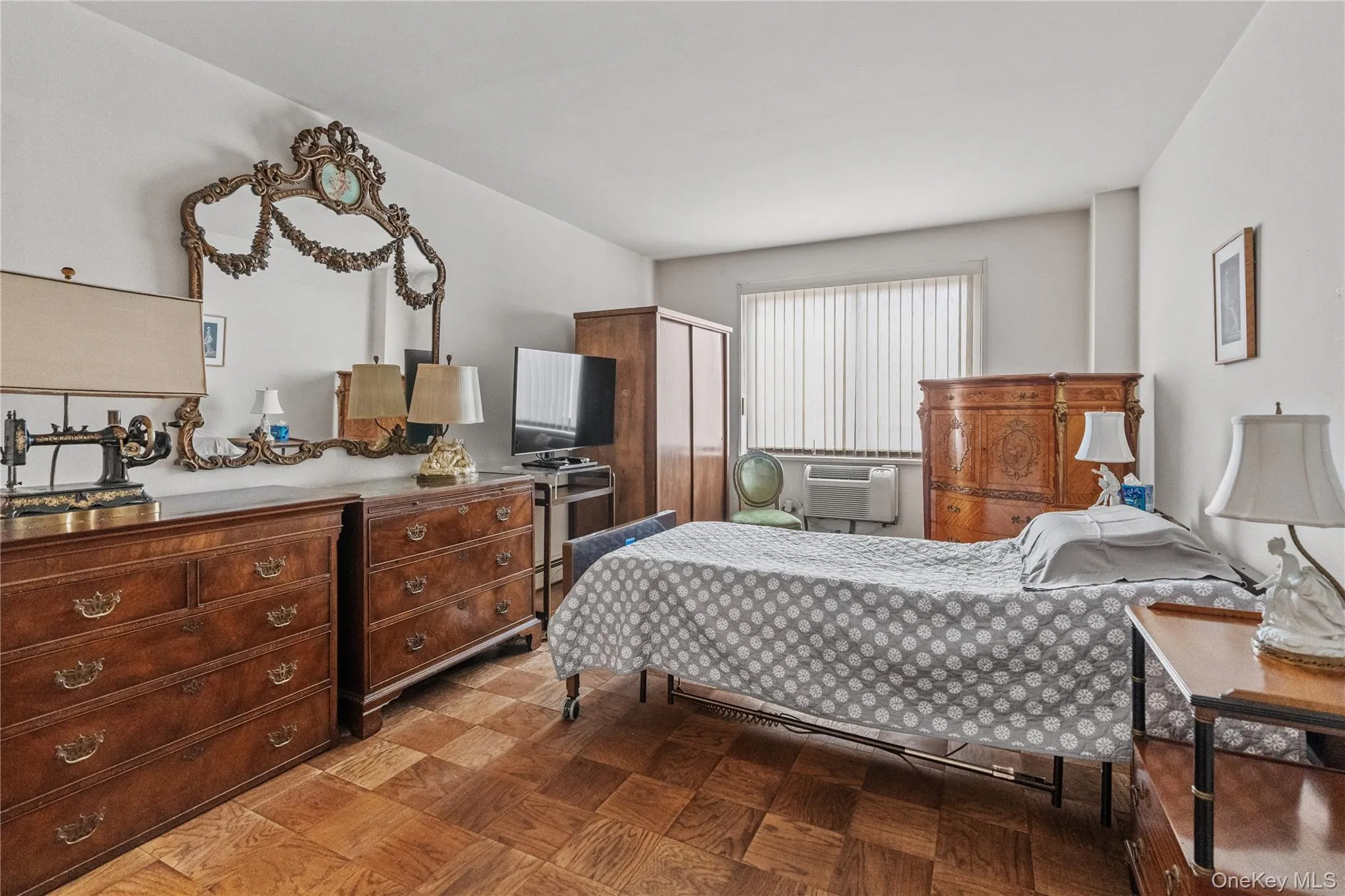 100 Hartsdale Avenue, Greenburgh, NY, 1 Bedroom Bedrooms, 5 Rooms Rooms,1 BathroomBathrooms,Residential,For Rent,Hartsdale,0,1050553 100 Hartsdale Avenue, Greenburgh, NY, 1 Bedroom Bedrooms, 5 Rooms Rooms,1 BathroomBathrooms,Residential,For Rent,Hartsdale,0,1050553