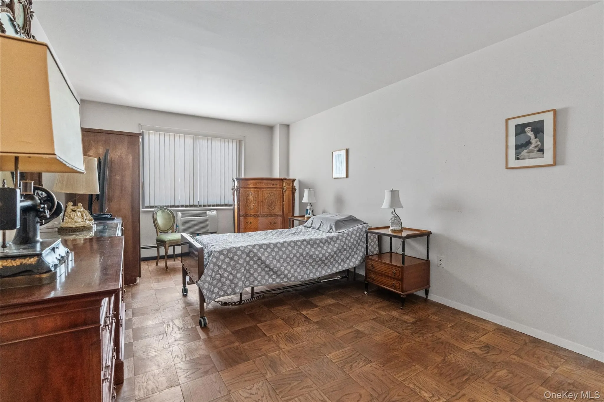 100 Hartsdale Avenue, Greenburgh, NY, 1 Bedroom Bedrooms, 5 Rooms Rooms,1 BathroomBathrooms,Residential,For Rent,Hartsdale,0,1050553 100 Hartsdale Avenue, Greenburgh, NY, 1 Bedroom Bedrooms, 5 Rooms Rooms,1 BathroomBathrooms,Residential,For Rent,Hartsdale,0,1050553