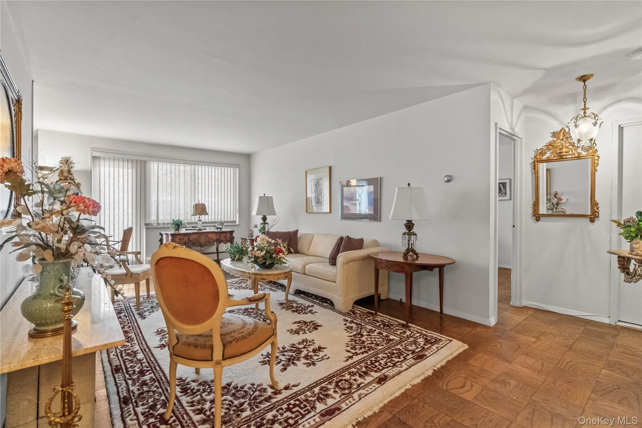 100 Hartsdale Avenue, Greenburgh, NY, 1 Bedroom Bedrooms, 5 Rooms Rooms,1 BathroomBathrooms,Residential,For Rent,Hartsdale,0,1050553 100 Hartsdale Avenue, Greenburgh, NY, 1 Bedroom Bedrooms, 5 Rooms Rooms,1 BathroomBathrooms,Residential,For Rent,Hartsdale,0,1050553