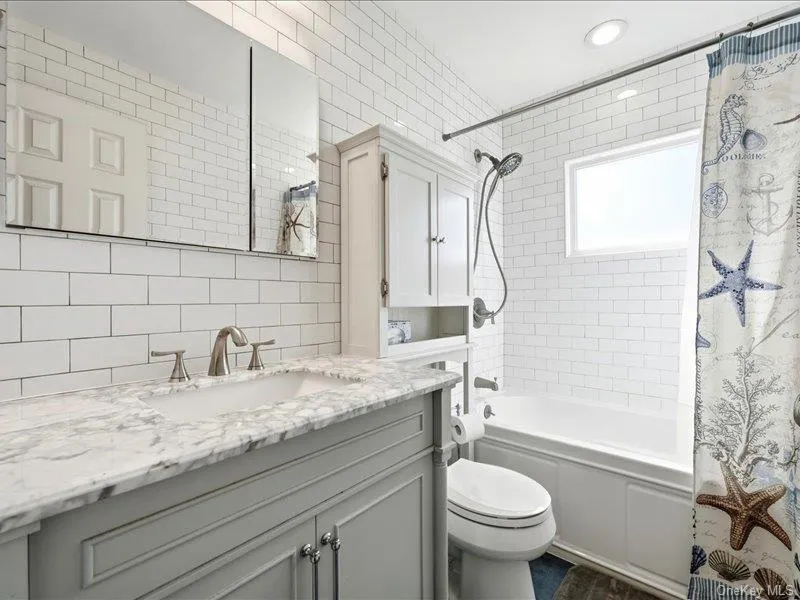 11 Hoover Lane, Oyster Bay, NY, 3 Bedrooms Bedrooms, 5 Rooms Rooms,1 BathroomBathrooms,Residential,For Rent,Hoover,0,1050559 11 Hoover Lane, Oyster Bay, NY, 3 Bedrooms Bedrooms, 5 Rooms Rooms,1 BathroomBathrooms,Residential,For Rent,Hoover,0,1050559