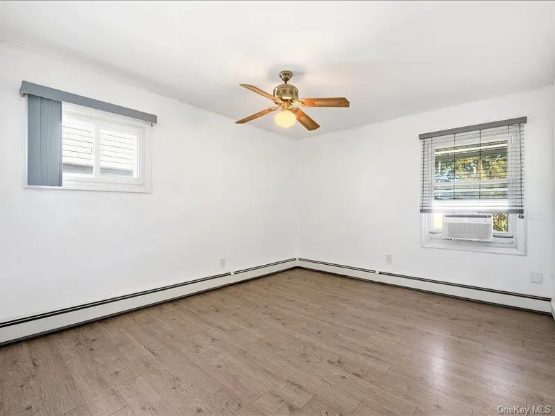 11 Hoover Lane, Oyster Bay, NY, 3 Bedrooms Bedrooms, 5 Rooms Rooms,1 BathroomBathrooms,Residential,For Rent,Hoover,0,1050559 11 Hoover Lane, Oyster Bay, NY, 3 Bedrooms Bedrooms, 5 Rooms Rooms,1 BathroomBathrooms,Residential,For Rent,Hoover,0,1050559