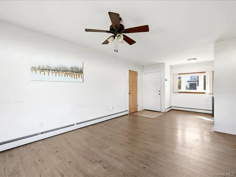 11 Hoover Lane, Oyster Bay, NY, 3 Bedrooms Bedrooms, 5 Rooms Rooms,1 BathroomBathrooms,Residential,For Rent,Hoover,0,1050559 11 Hoover Lane, Oyster Bay, NY, 3 Bedrooms Bedrooms, 5 Rooms Rooms,1 BathroomBathrooms,Residential,For Rent,Hoover,0,1050559