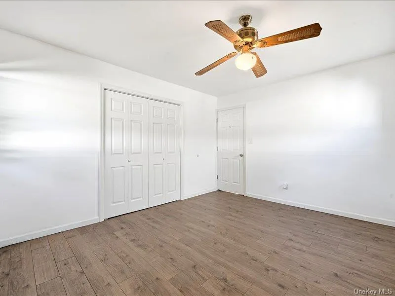 11 Hoover Lane, Oyster Bay, NY, 3 Bedrooms Bedrooms, 5 Rooms Rooms,1 BathroomBathrooms,Residential,For Rent,Hoover,0,1050559 11 Hoover Lane, Oyster Bay, NY, 3 Bedrooms Bedrooms, 5 Rooms Rooms,1 BathroomBathrooms,Residential,For Rent,Hoover,0,1050559