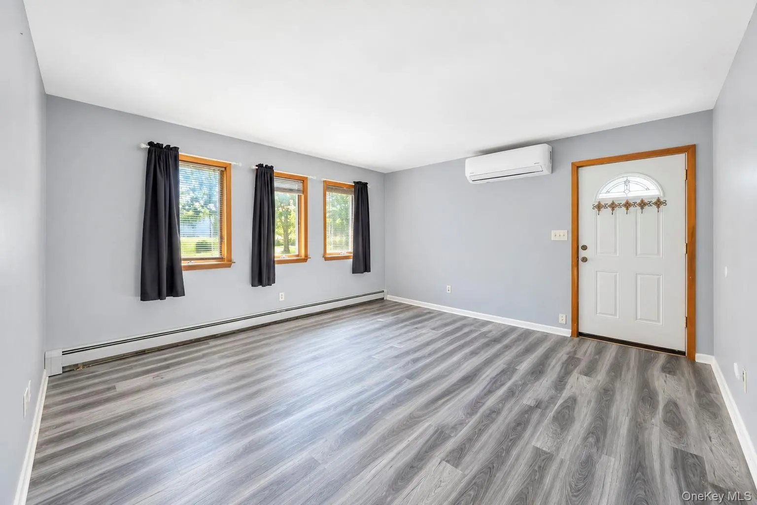 137 Ridgewood Avenue, Brookhaven, NY, 5 Bedrooms Bedrooms, 10 Rooms Rooms,2 BathroomsBathrooms,Residential,For Rent,Ridgewood,0,1050562 137 Ridgewood Avenue, Brookhaven, NY, 5 Bedrooms Bedrooms, 10 Rooms Rooms,2 BathroomsBathrooms,Residential,For Rent,Ridgewood,0,1050562
