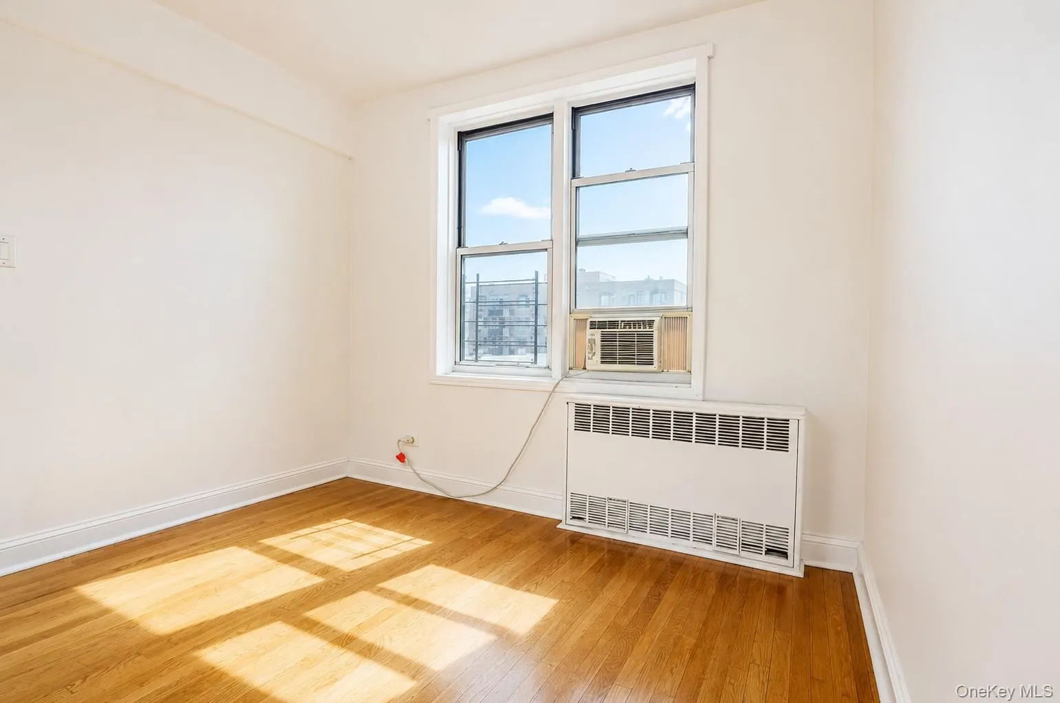 6345 Saunders Street, New York, NY, 2 Bedrooms Bedrooms, 5 Rooms Rooms,1 BathroomBathrooms,Residential,For Rent,Saunders,0,1050564 6345 Saunders Street, New York, NY, 2 Bedrooms Bedrooms, 5 Rooms Rooms,1 BathroomBathrooms,Residential,For Rent,Saunders,0,1050564