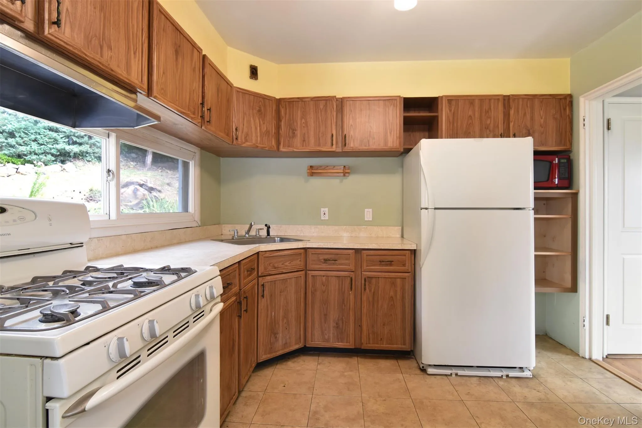 27 White Plains Avenue, Harrison, NY, 3 Bedrooms Bedrooms, 7 Rooms Rooms,1 BathroomBathrooms,Residential,For Rent,White Plains,0,1050565 27 White Plains Avenue, Harrison, NY, 3 Bedrooms Bedrooms, 7 Rooms Rooms,1 BathroomBathrooms,Residential,For Rent,White Plains,0,1050565