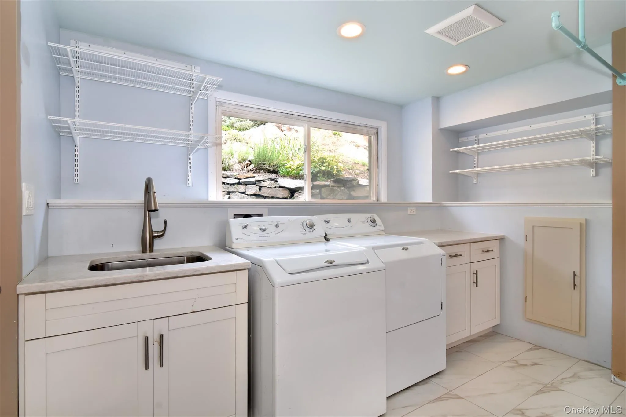 27 White Plains Avenue, Harrison, NY, 3 Bedrooms Bedrooms, 7 Rooms Rooms,1 BathroomBathrooms,Residential,For Rent,White Plains,0,1050565 27 White Plains Avenue, Harrison, NY, 3 Bedrooms Bedrooms, 7 Rooms Rooms,1 BathroomBathrooms,Residential,For Rent,White Plains,0,1050565