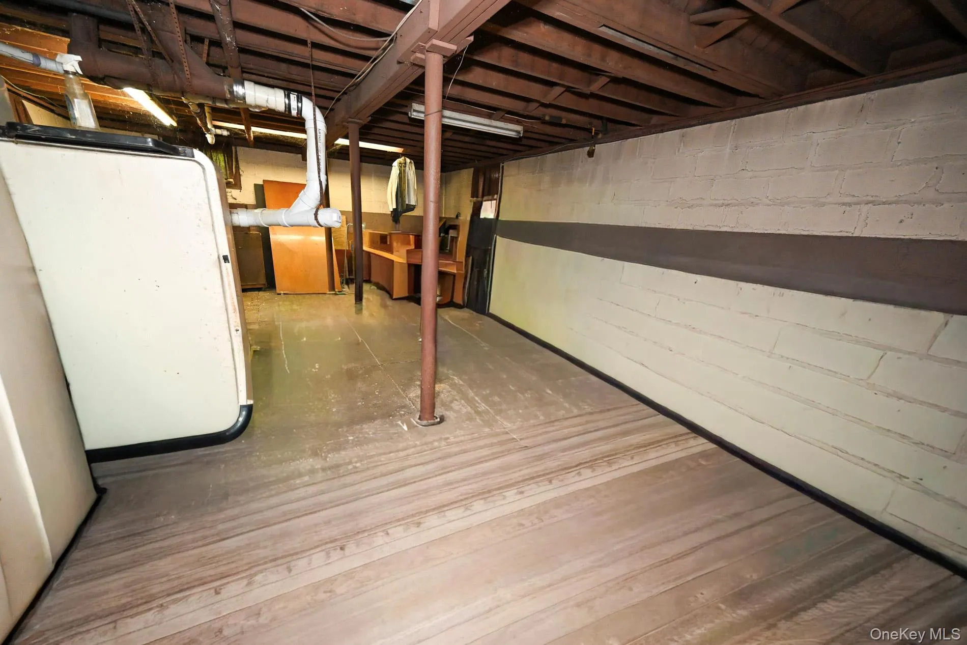 41 Porter Street, Hempstead, NY, 3 Bedrooms Bedrooms, 5 Rooms Rooms,1 BathroomBathrooms,Residential,For Rent,Porter,0,1050566 41 Porter Street, Hempstead, NY, 3 Bedrooms Bedrooms, 5 Rooms Rooms,1 BathroomBathrooms,Residential,For Rent,Porter,0,1050566